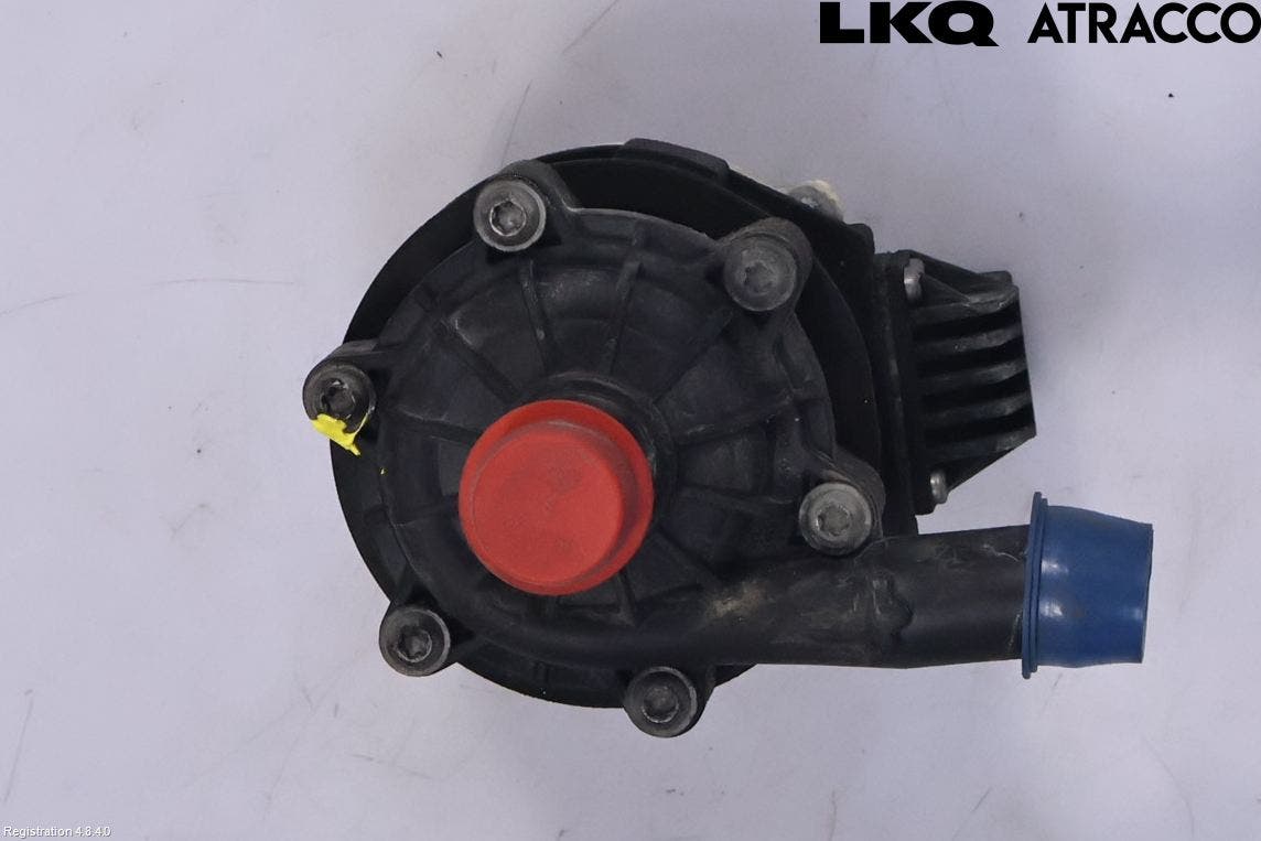 POLESTAR 2 20- Vattenpump