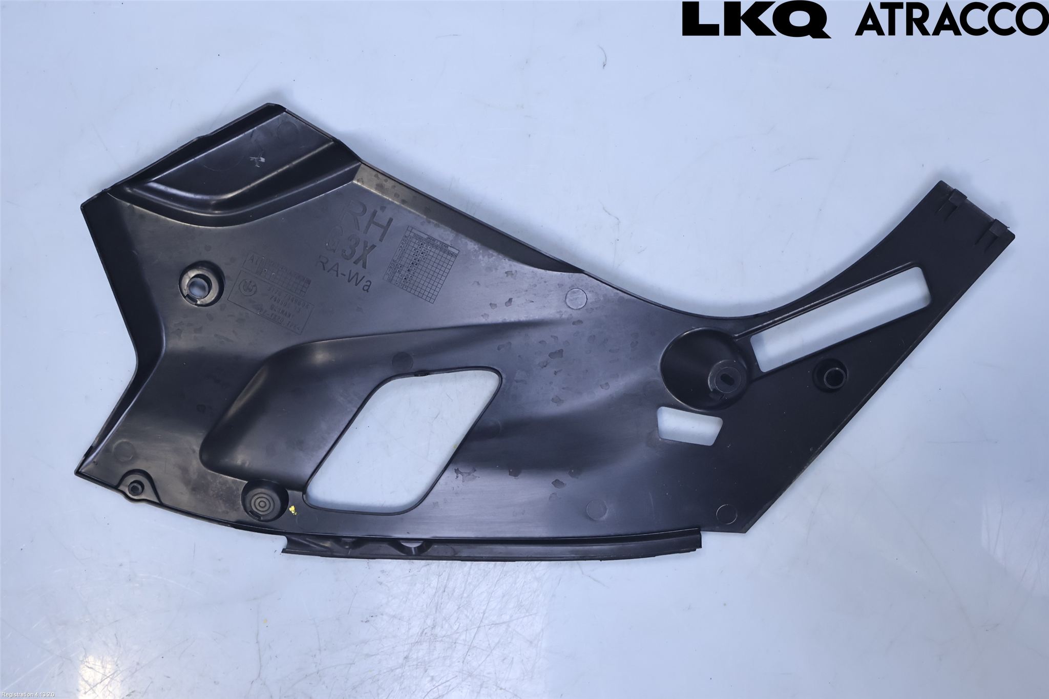 BMW 5 G30/G31/F90 17-23 Täckplast Front