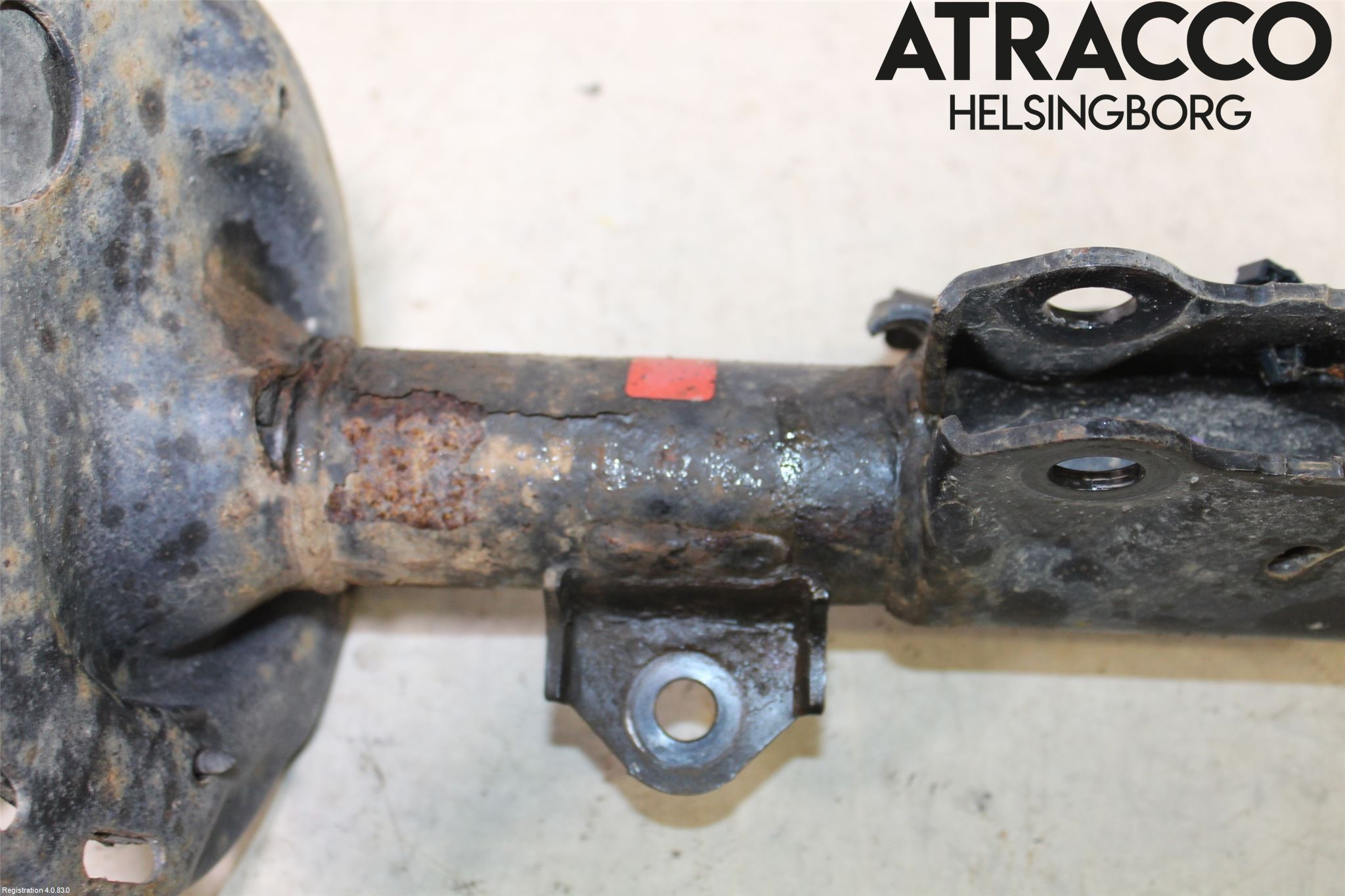 Toyota AVENSIS 16-18 Fjäderben Fram Vänster