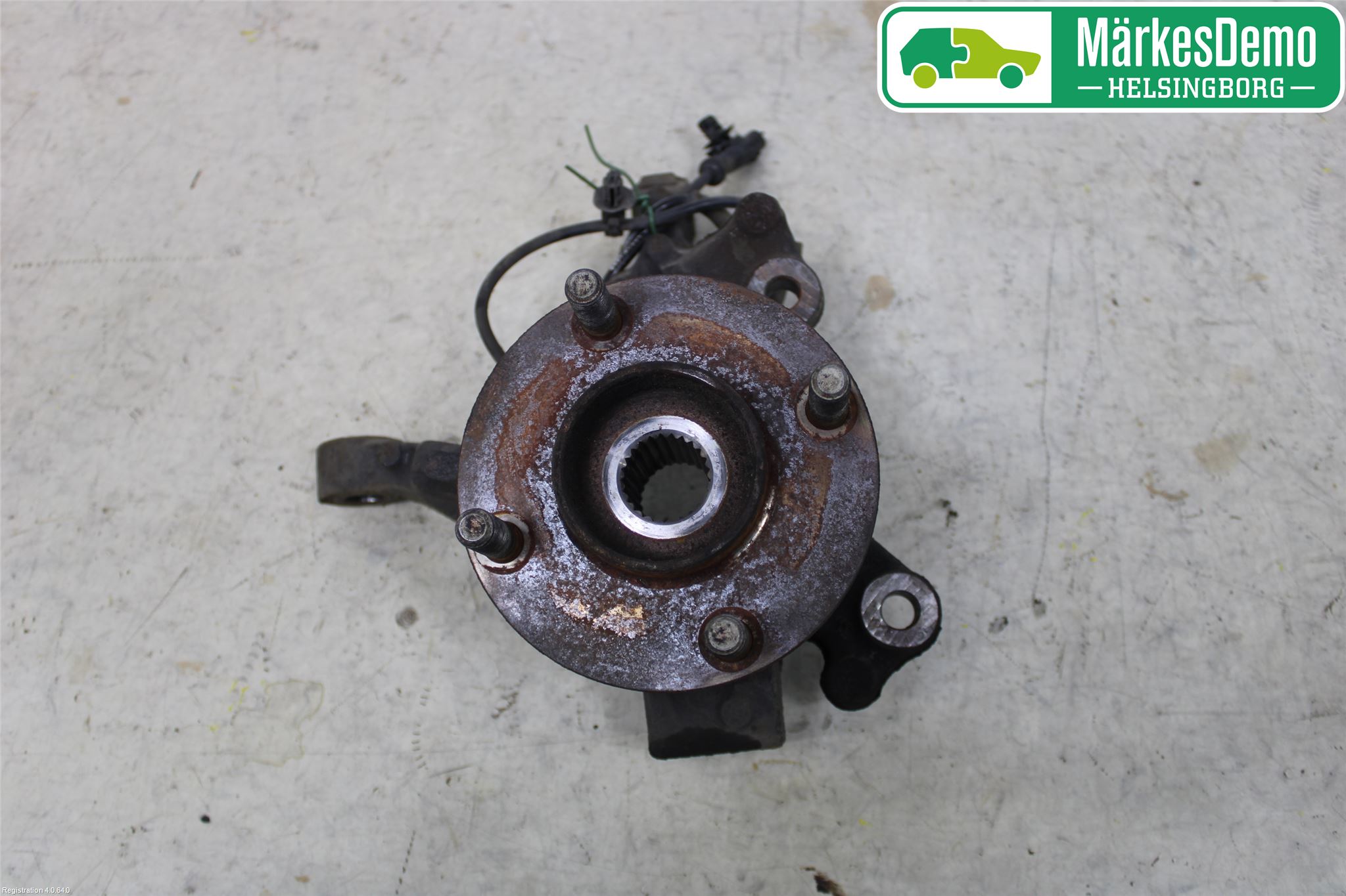 Ford FIESTA 13-17 Styrspindel Lagerhus Hö