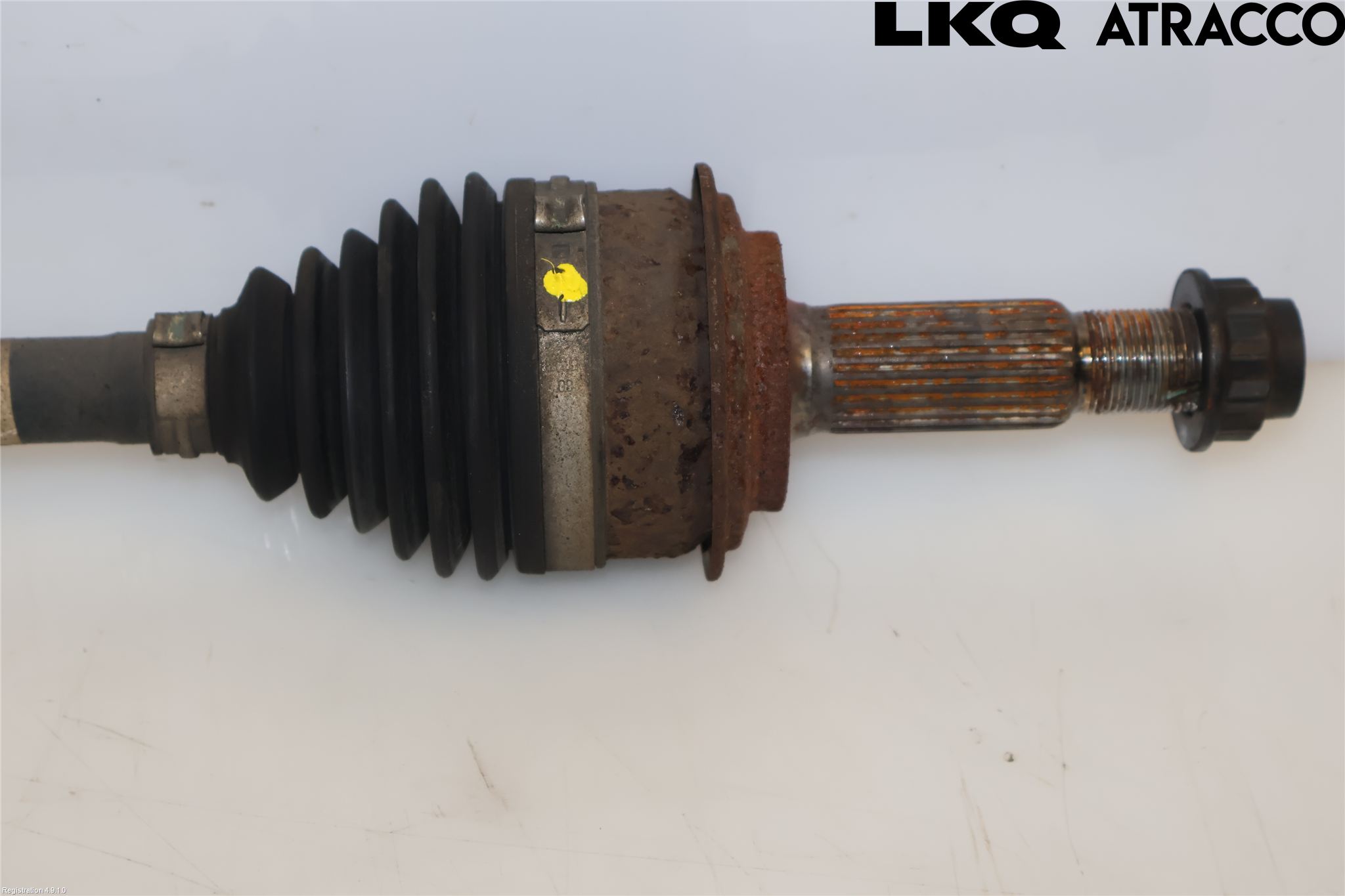 Toyota YARIS XP130 12-14 Drivaxel Fram Vänster