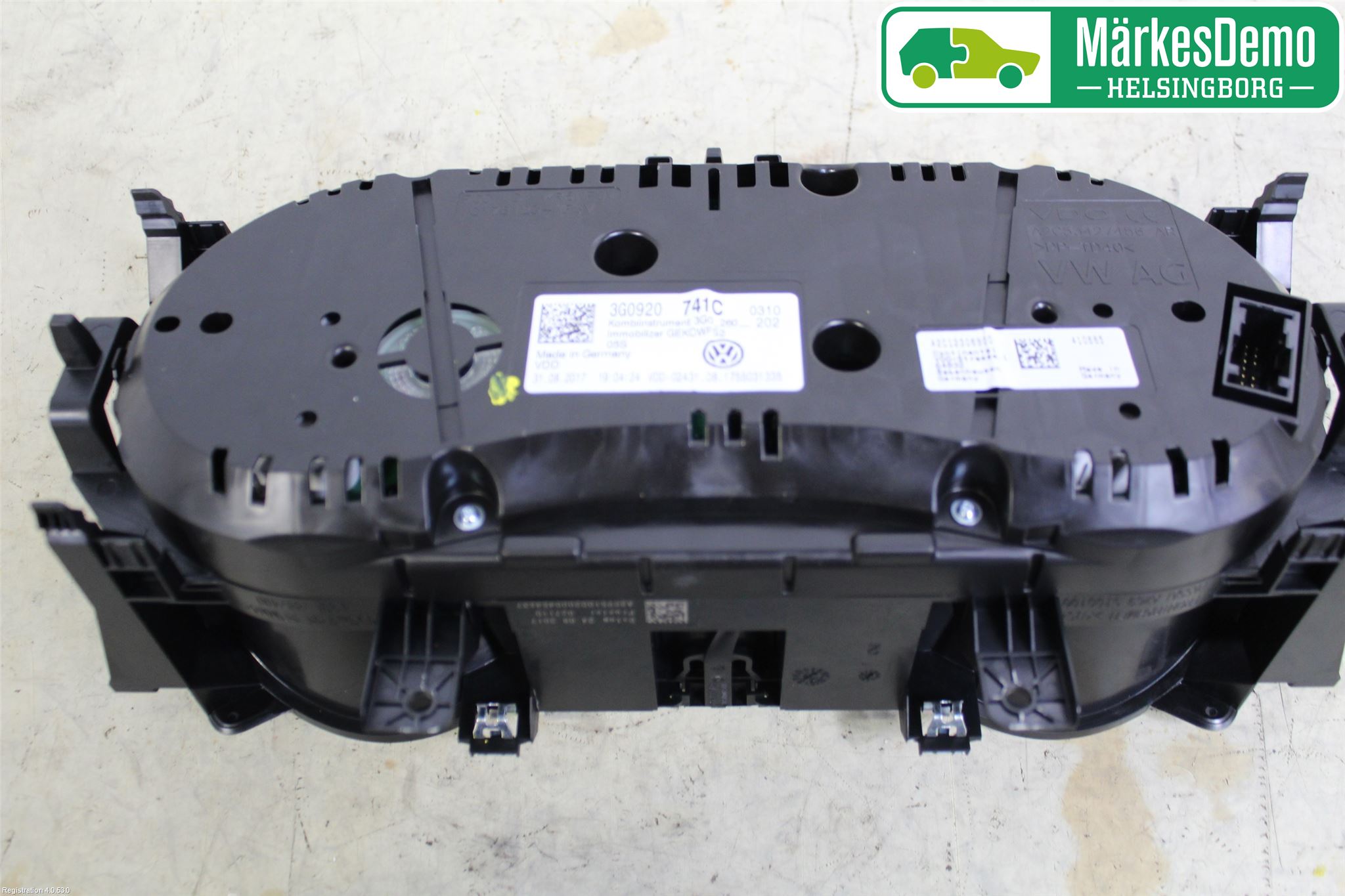 Volkswagen VW PASSAT 15-19 Instrument Komb