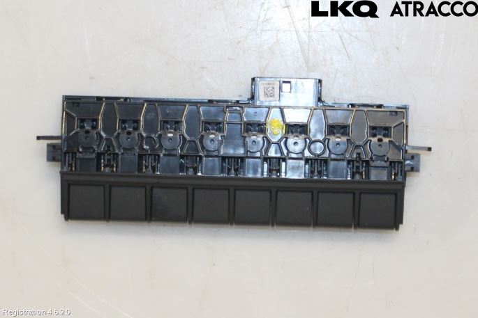 Dacia DUSTER 18-24 Strömställare Multifunktion