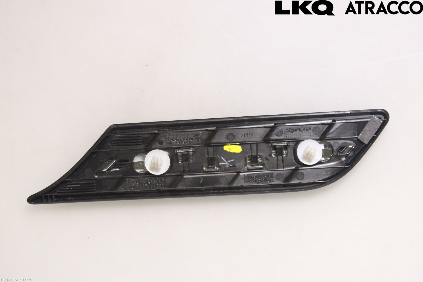 Suzuki VITARA 15- List Framskärm Hö