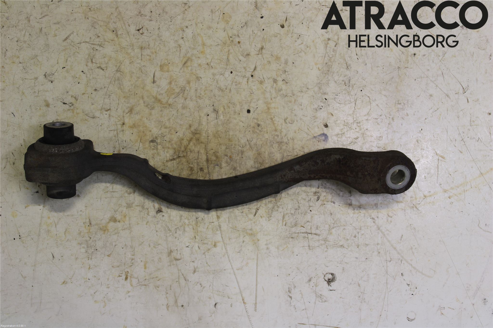 Mercedes-Benz MB E-KLASS (W212) 09-16 Bärarm Fram Undre Hö