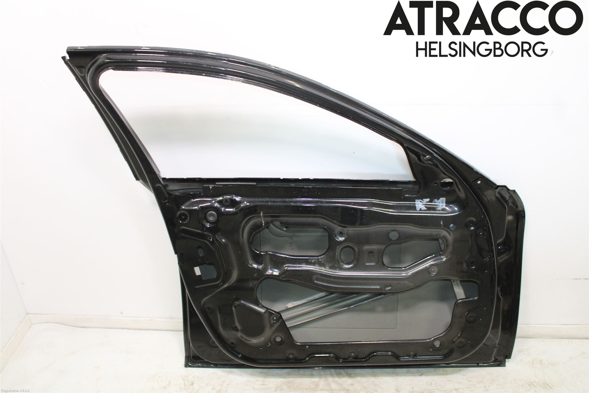 BMW 5 F10/F11/F18 09-17 Dörr Fram Vänster