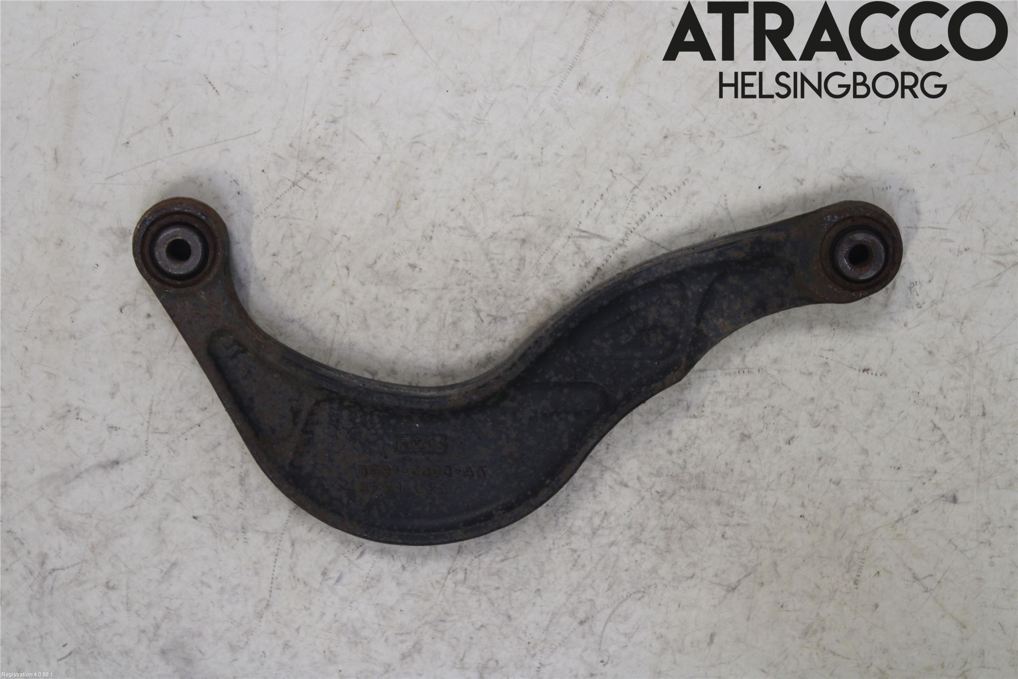 Volvo V70 08-13 Bärarm Bak Övre Höger