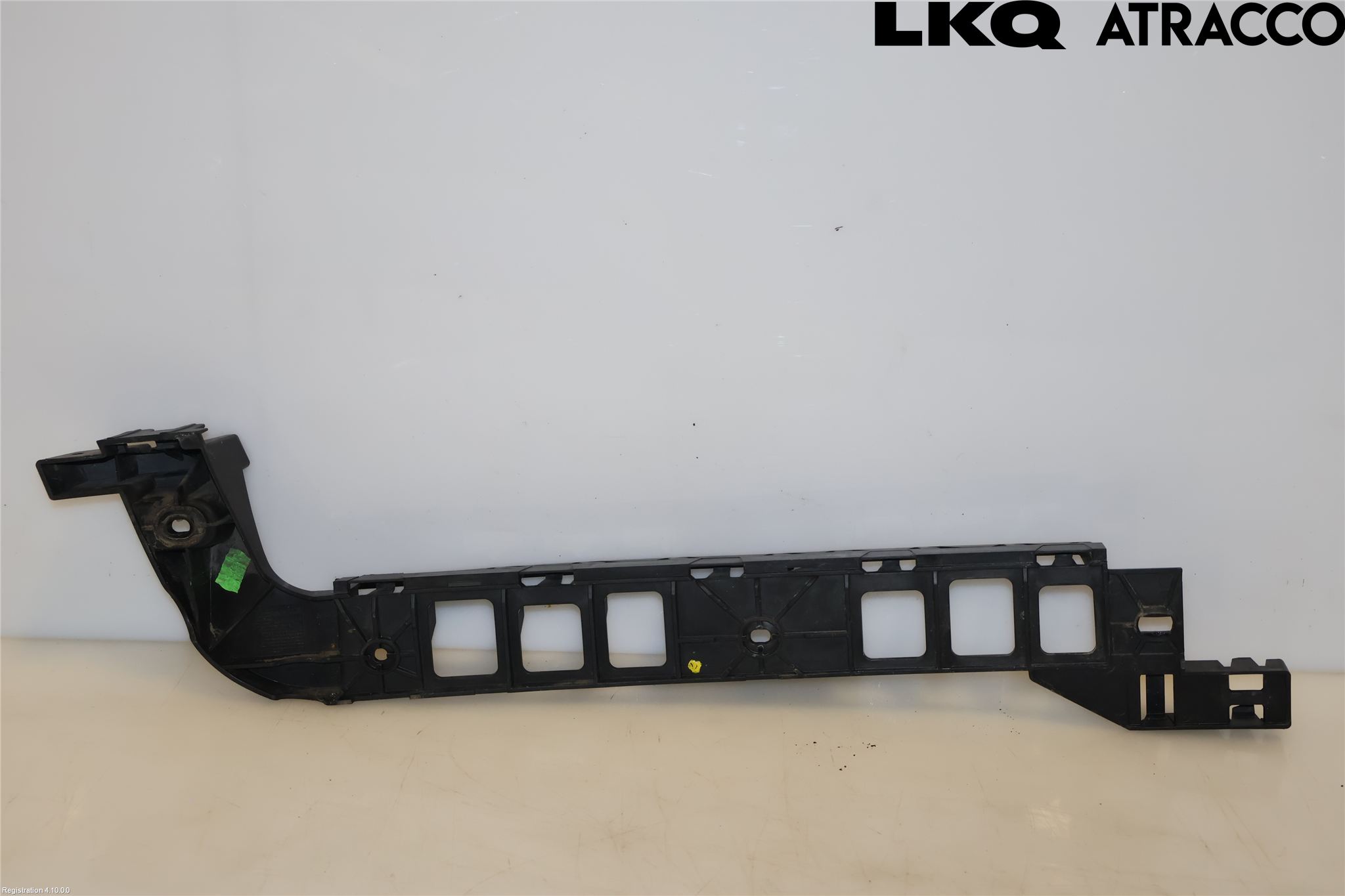 Skoda OCTAVIA (5E) 13-20 Stötfångarfäste Bak Hö