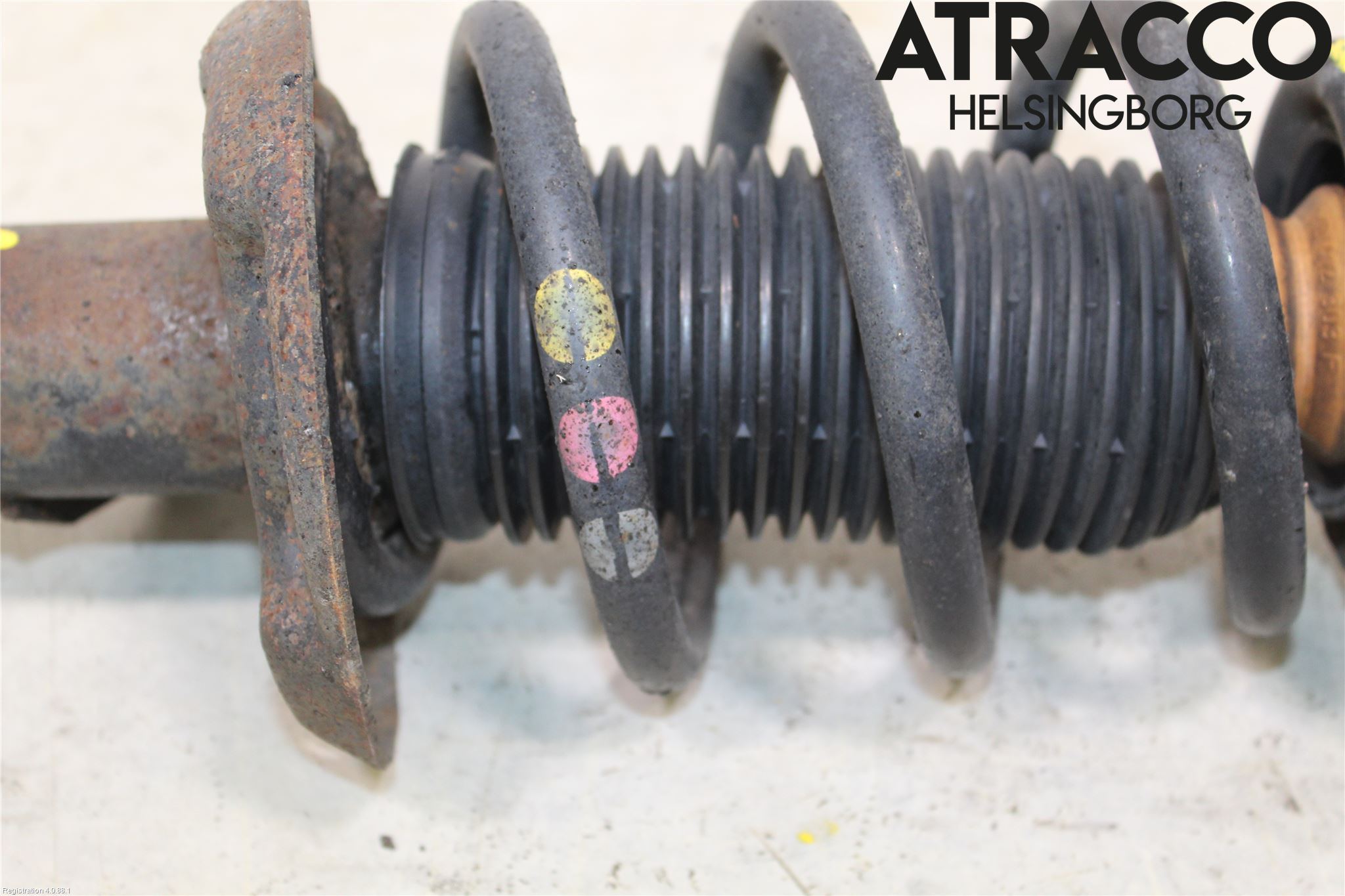 Audi A3/S3 05-13 Fjäderben Fram Höger