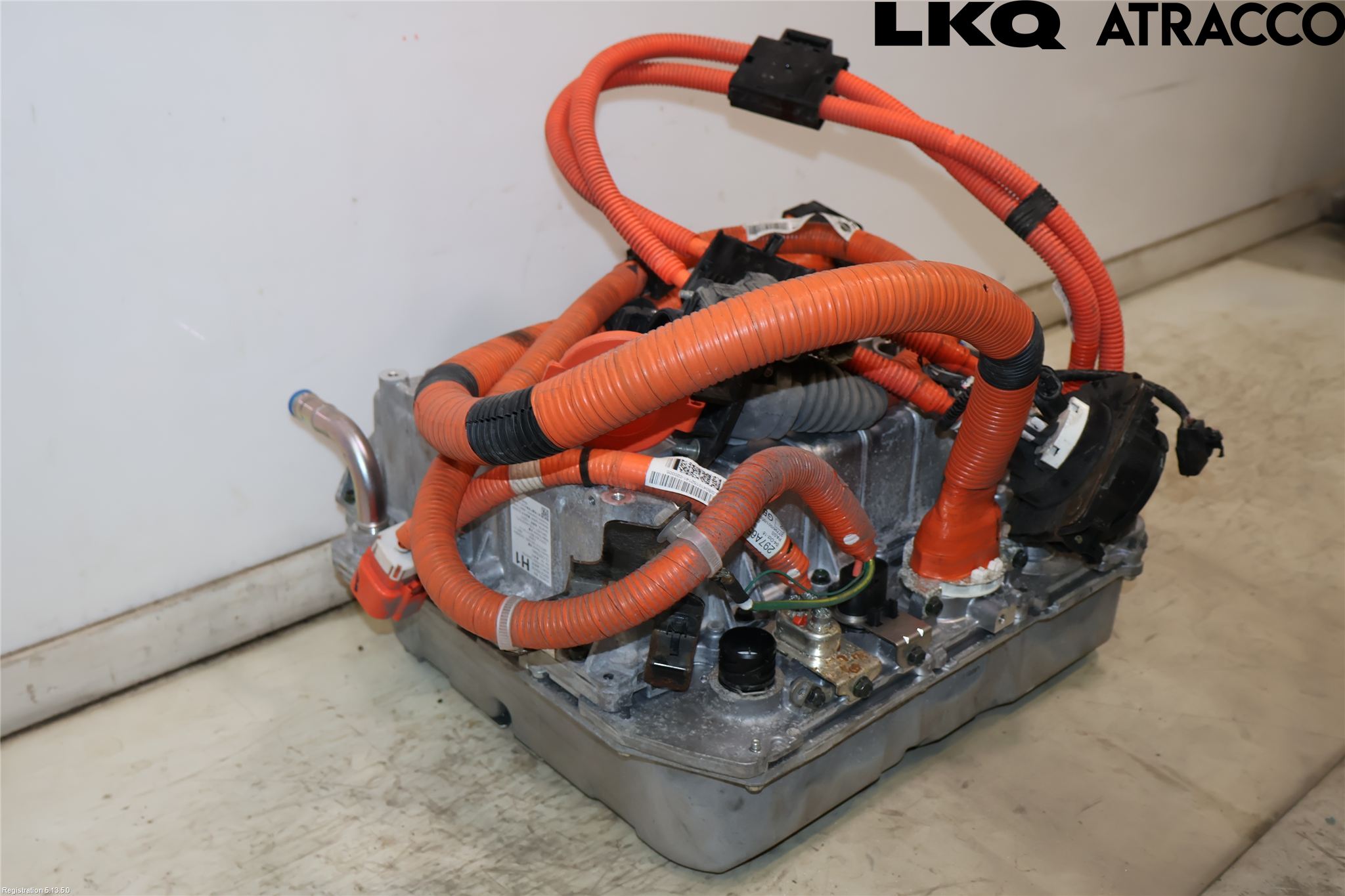 Nissan LEAF 18- Converter