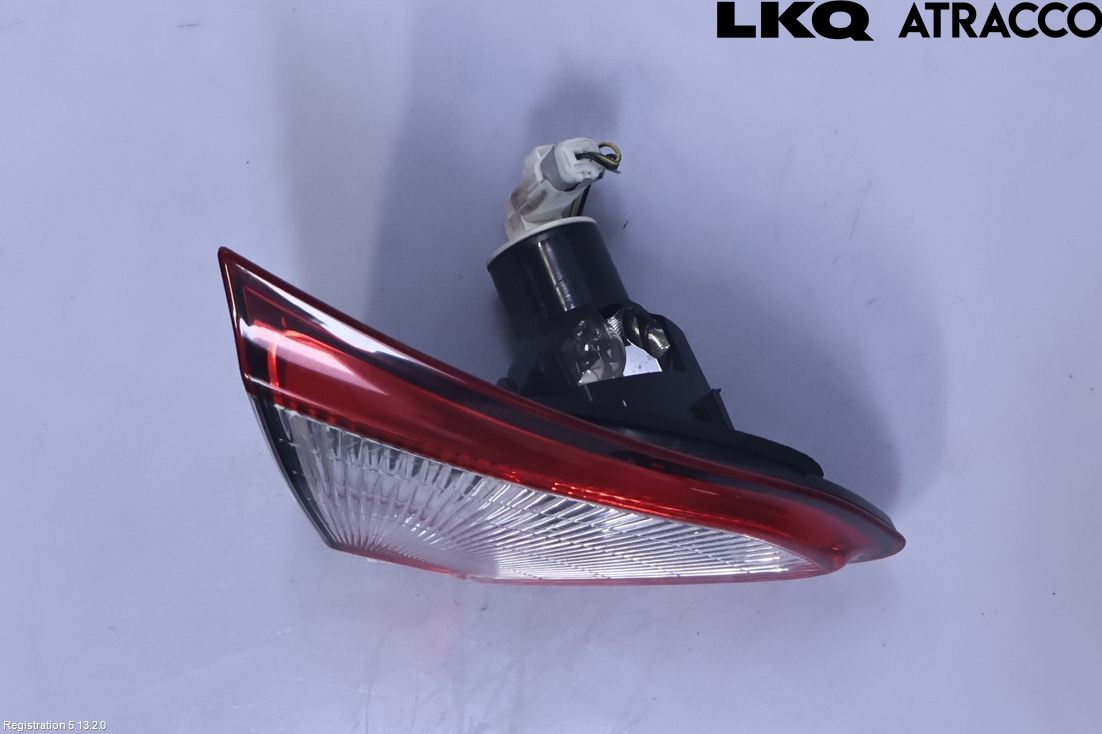 Nissan QASHQAI 10-14 Bakljus Lucka Vä