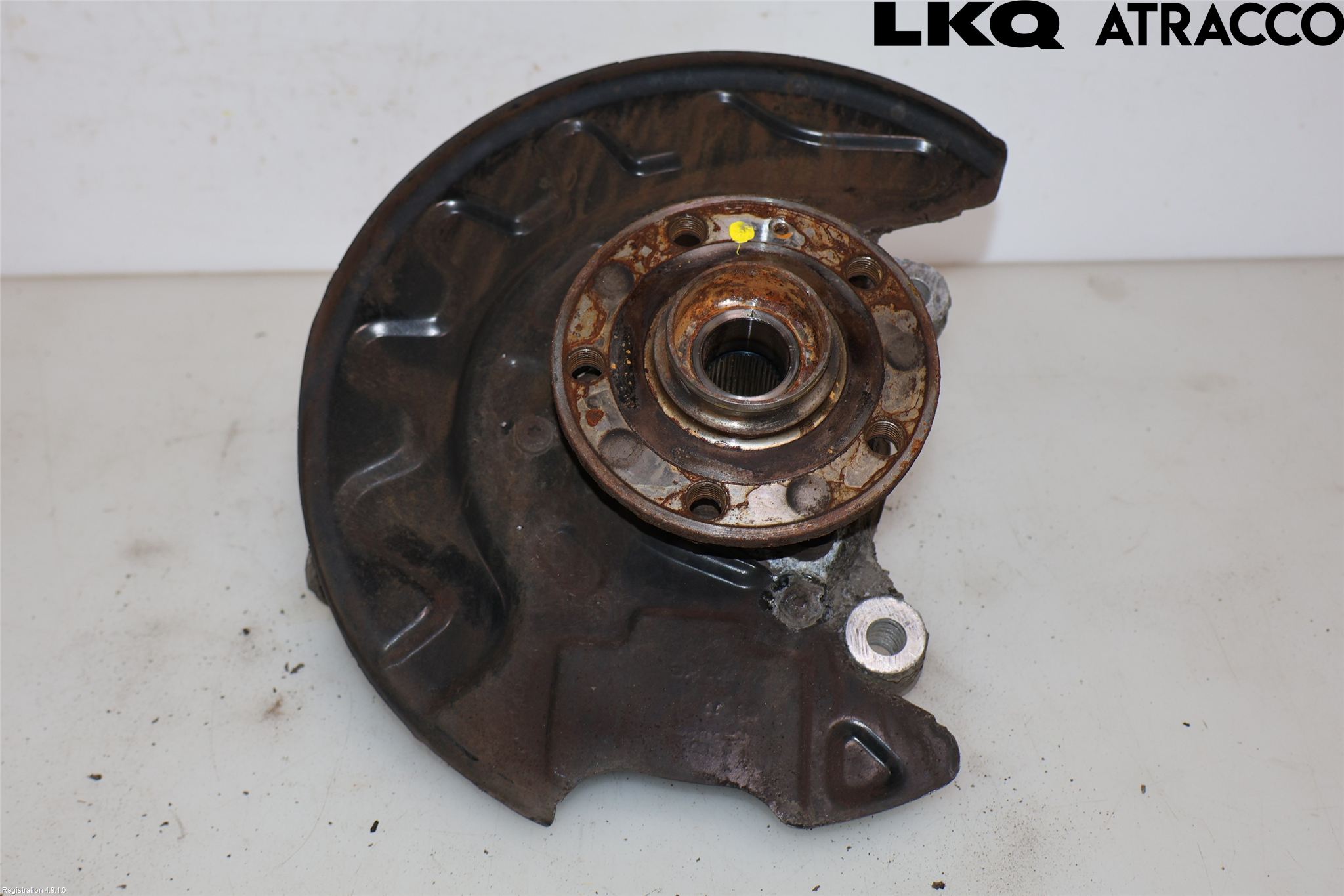 Volkswagen VW PASSAT 15-19 Styrspindel Lagerhus Hö