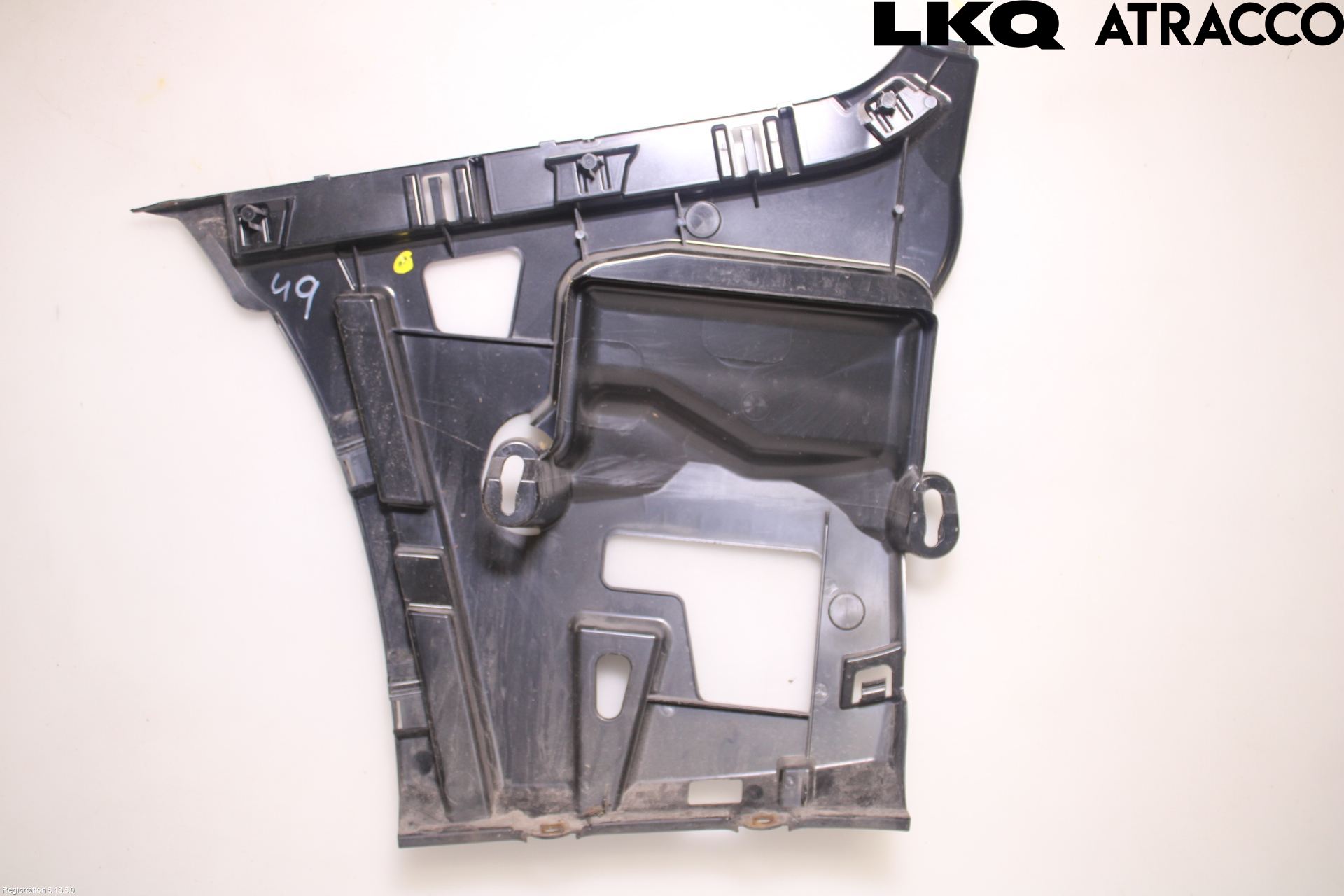 BMW 3 F30/F31/F80 12-19 Stötfångarfäste Bak Hö