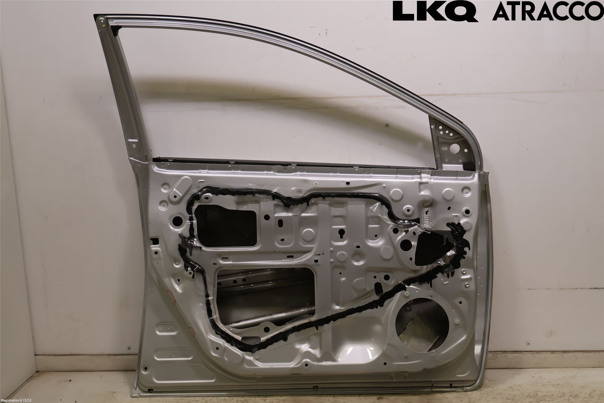 Toyota AURIS 13-19 Dörr Fram Vänster