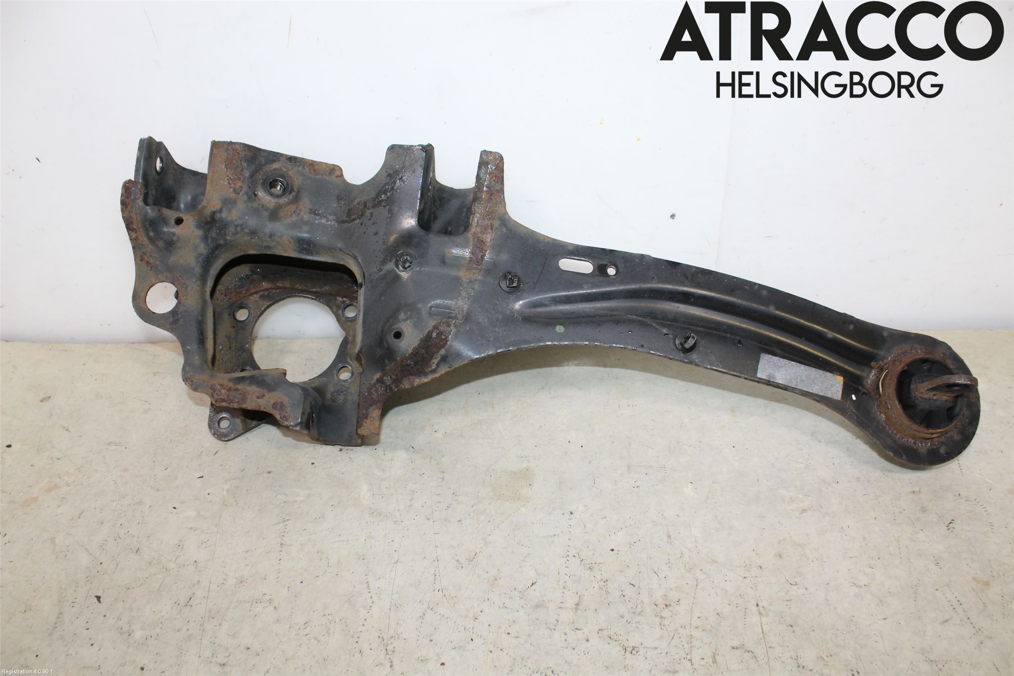 Volvo V40 12-19 Bärarm Bak Höger