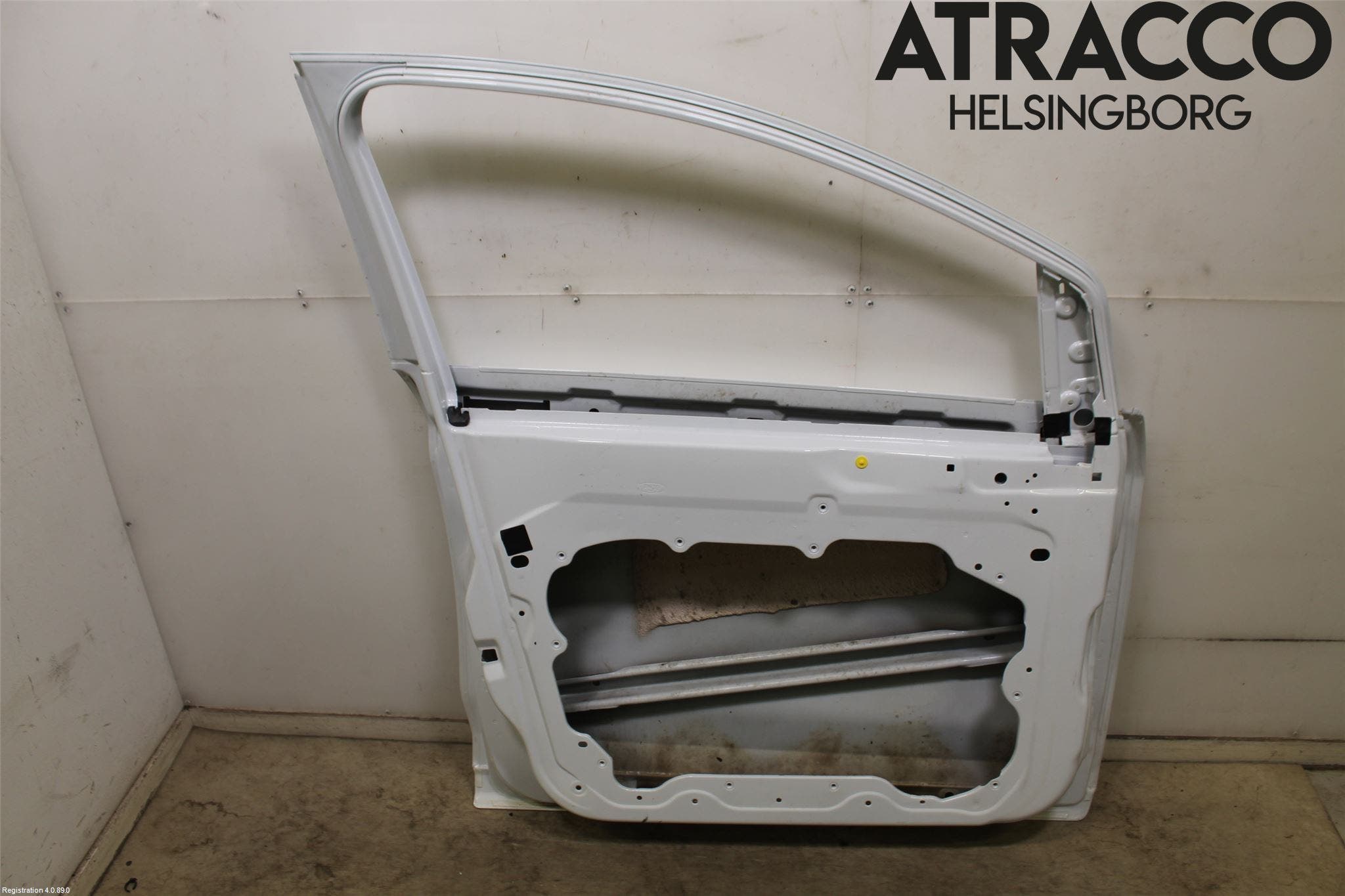 Ford KUGA 08-12 Dörr Fram Vänster