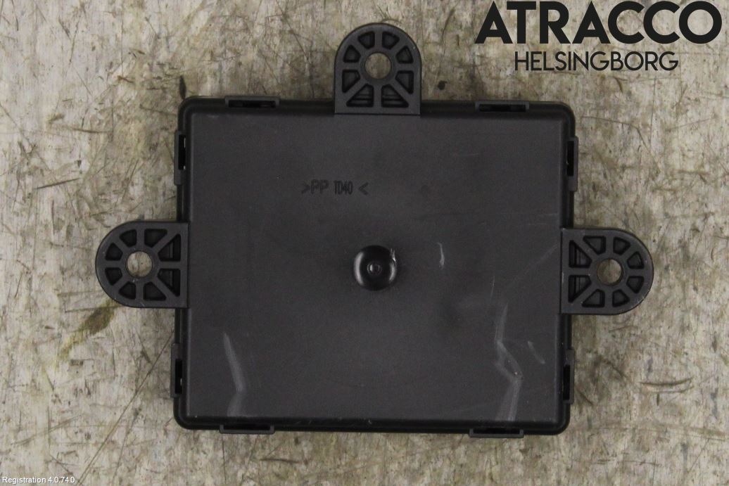 Volvo V40 12-19 Styrenhet Dörr