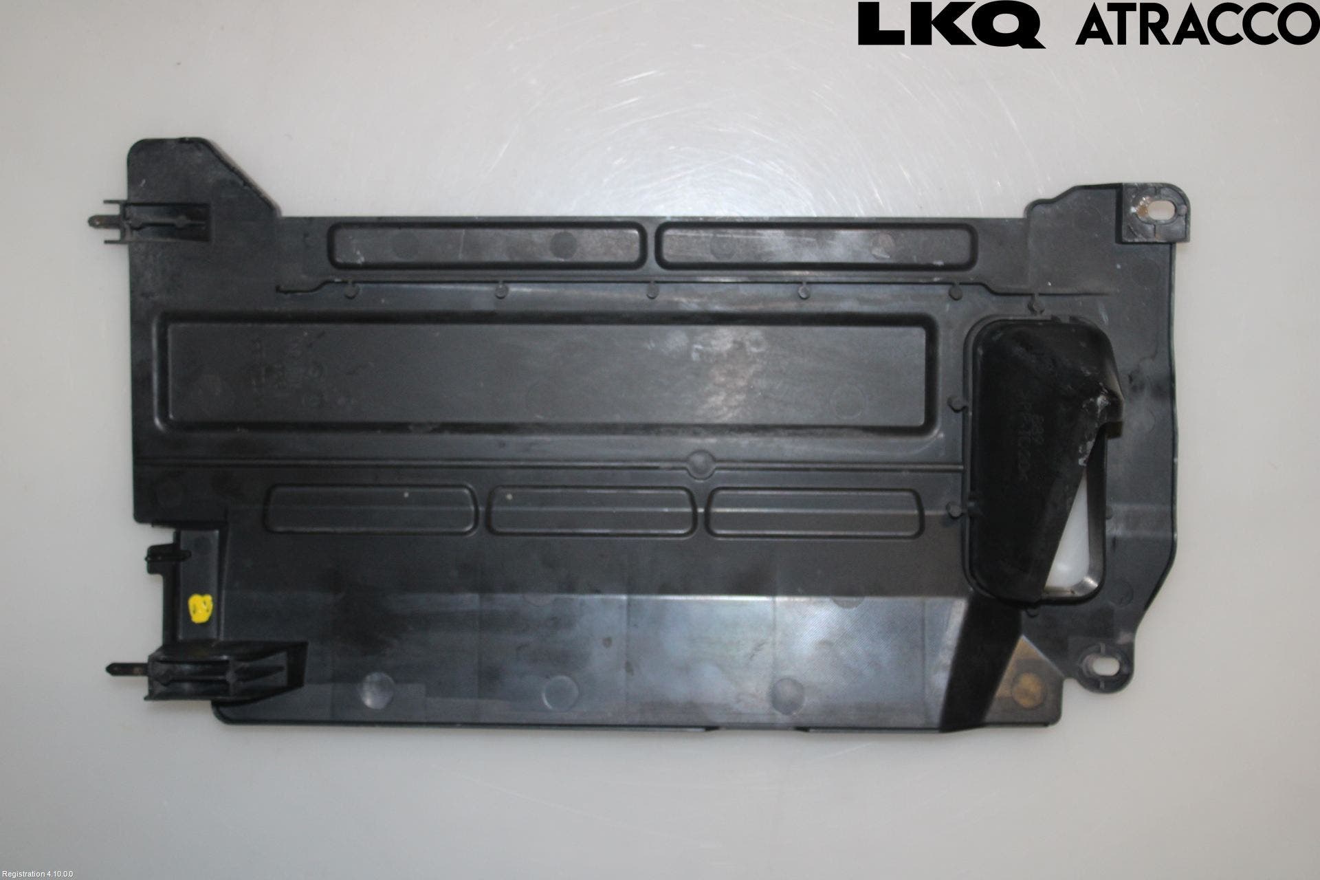 Toyota YARIS XP130 15-20 Deflektor Plåt-Plast Kylning