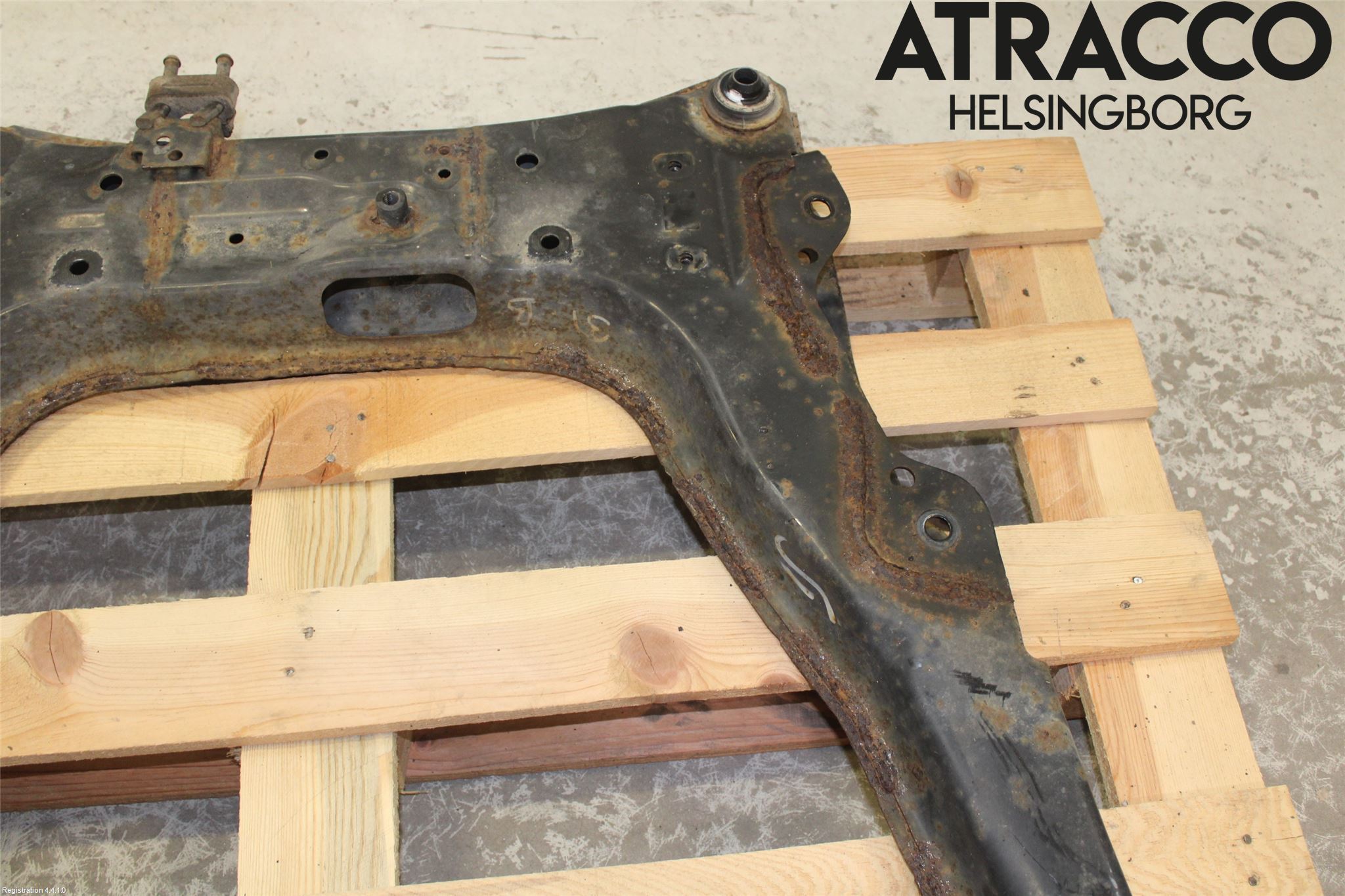 Nissan PULSAR Framvagnsbalk