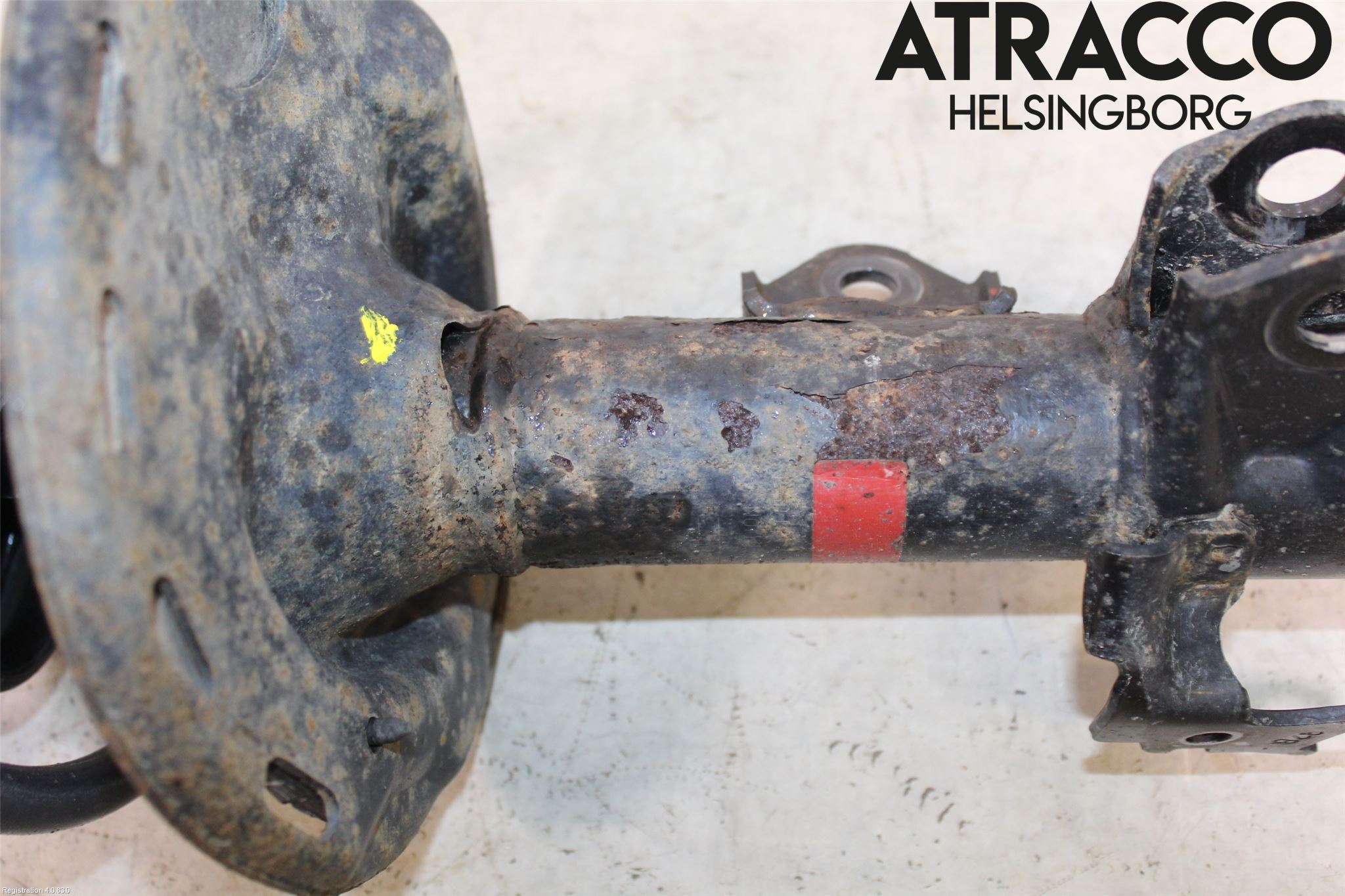 Toyota AVENSIS 16-18 Fjäderben Fram Höger