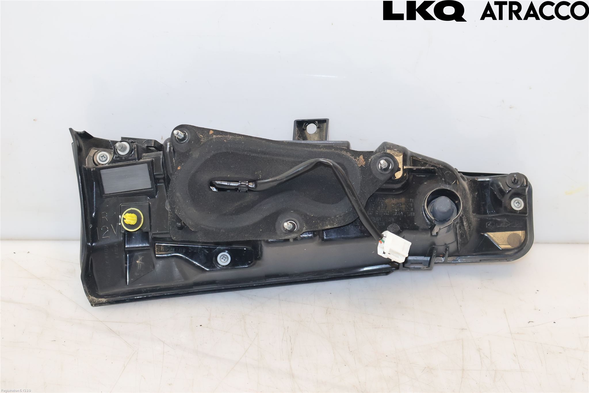 Lexus NX 300h 15-21 Bakljus Lucka Hö