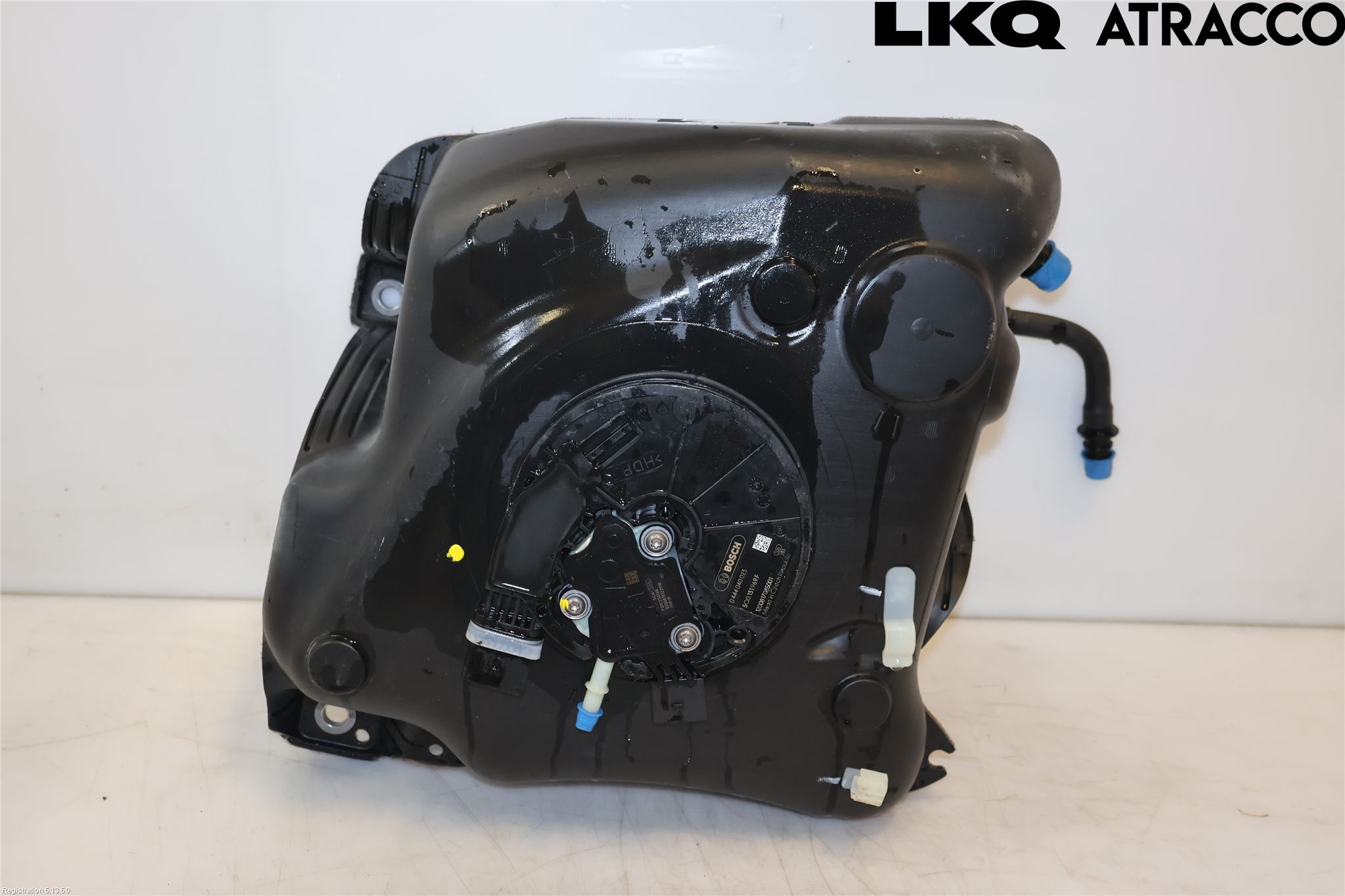 Volkswagen VW PASSAT 20-24 Adblue Tank