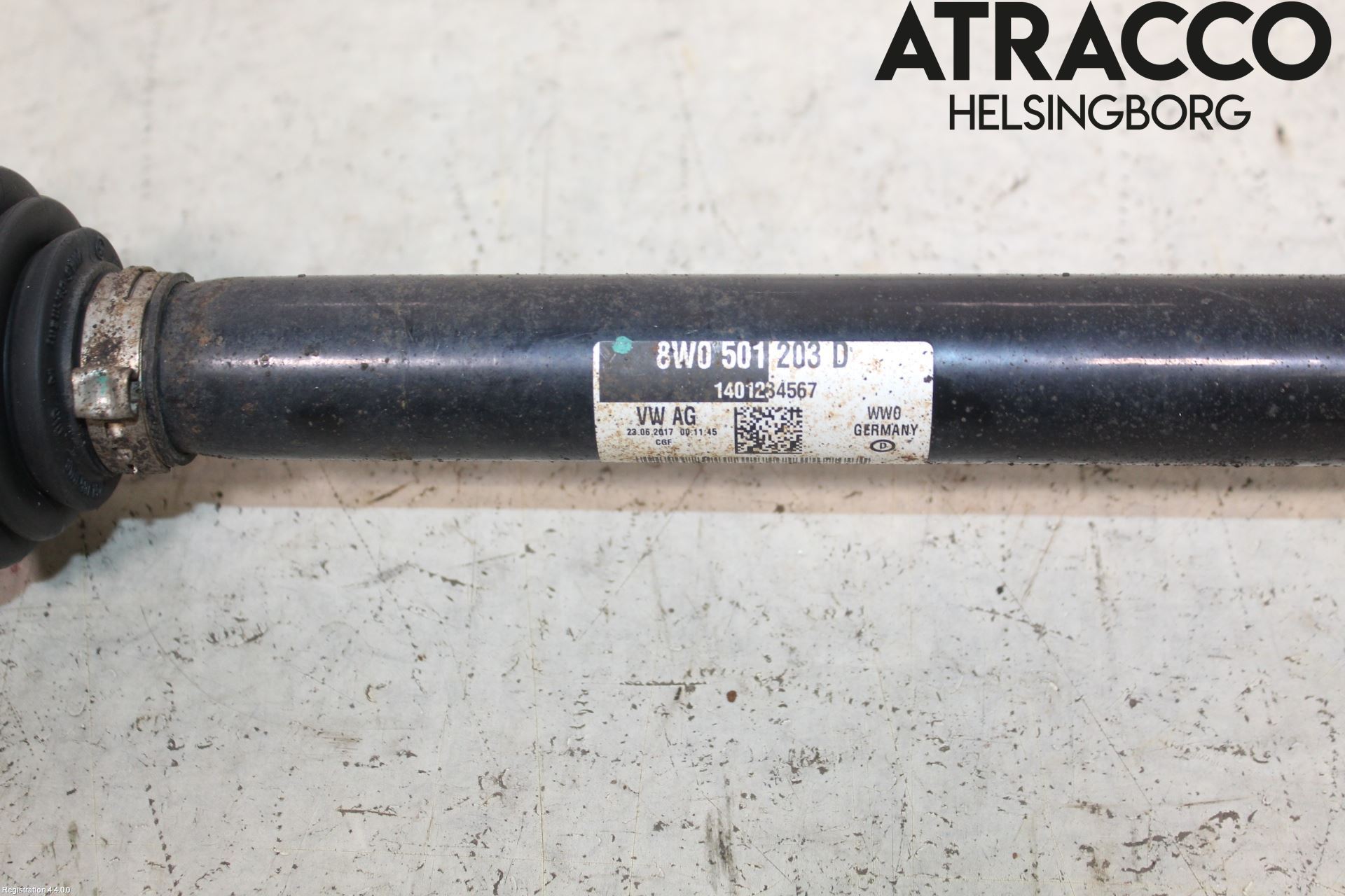 Audi A4/S4 B9 16-19 Drivaxel Bak Vänster