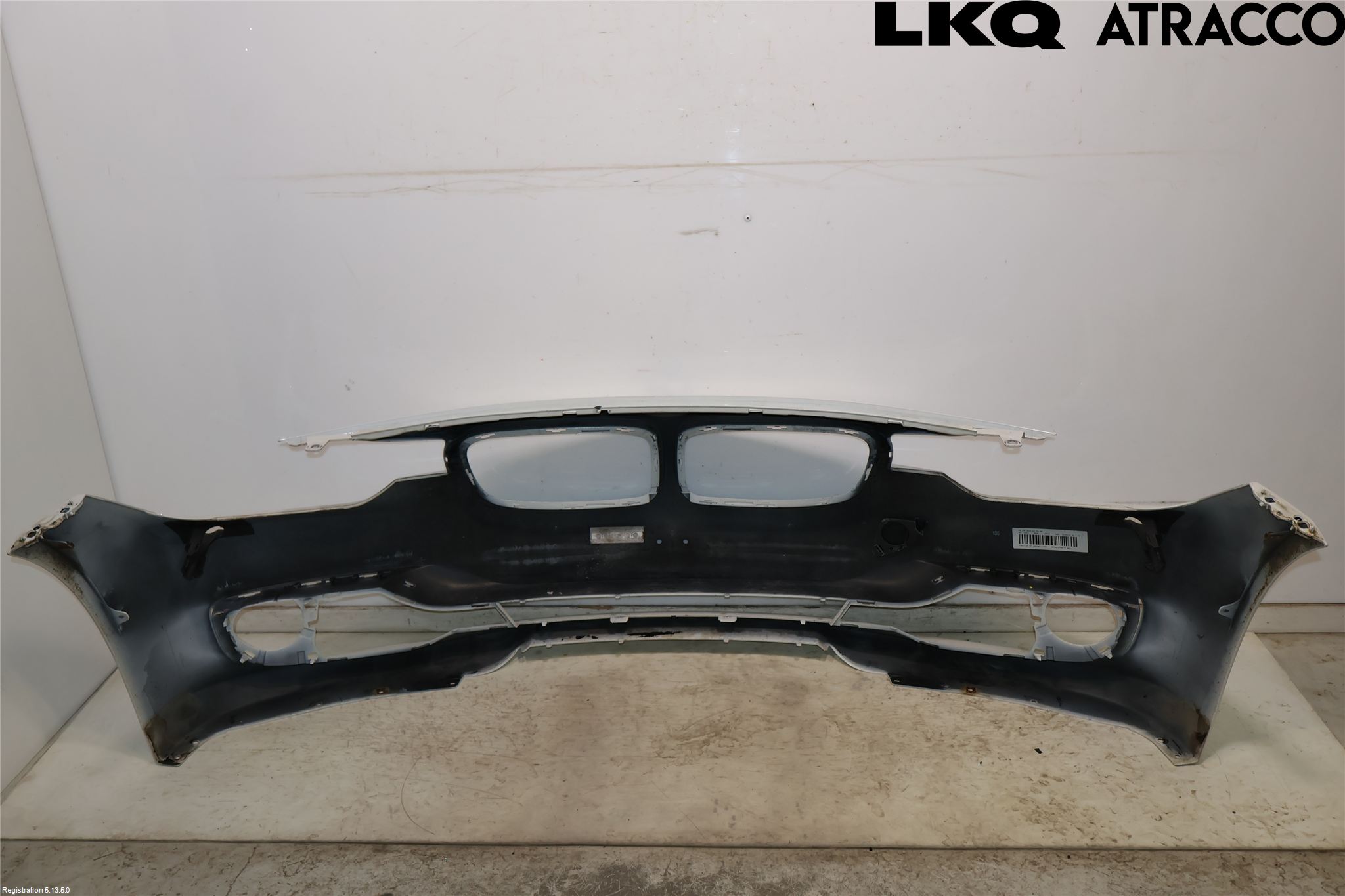BMW 3 F30/F31/F80 12-19 Stötfångarbeklädnad Fram