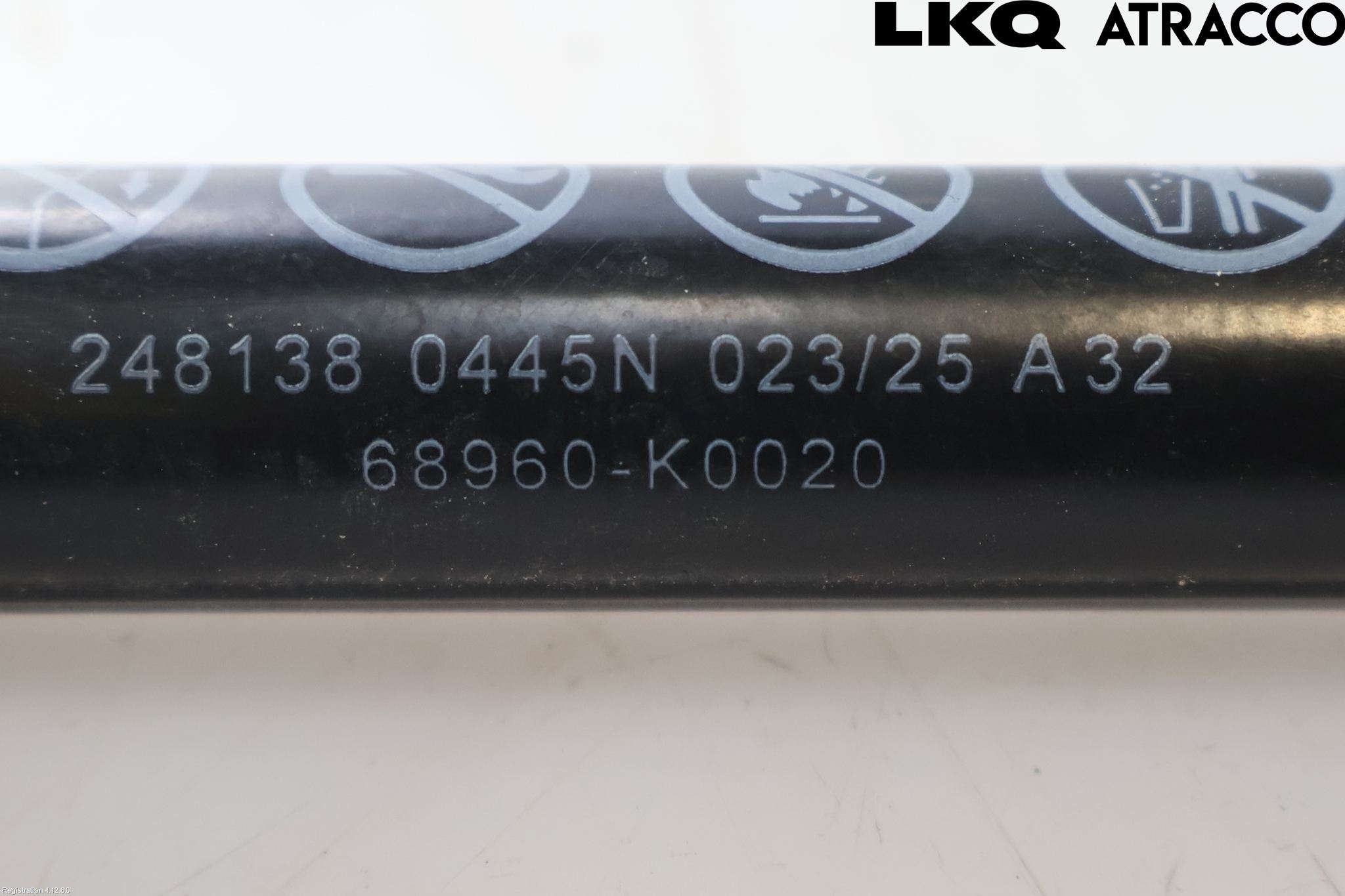 Toyota YARIS XP21 20- Gasfjäder Baklucka