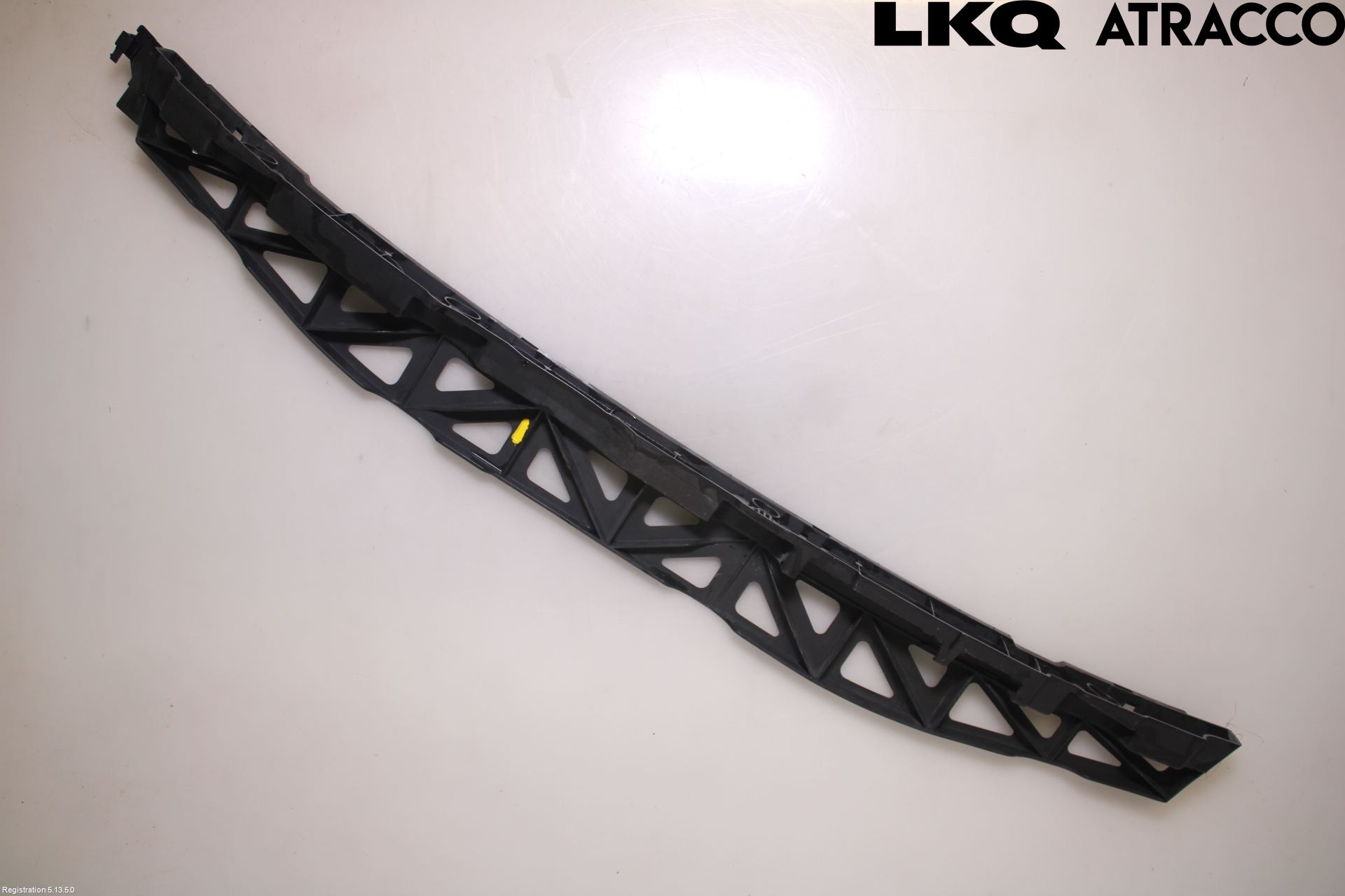 Volkswagen VW PASSAT 15-19 Stötfångardel Bak Mitt