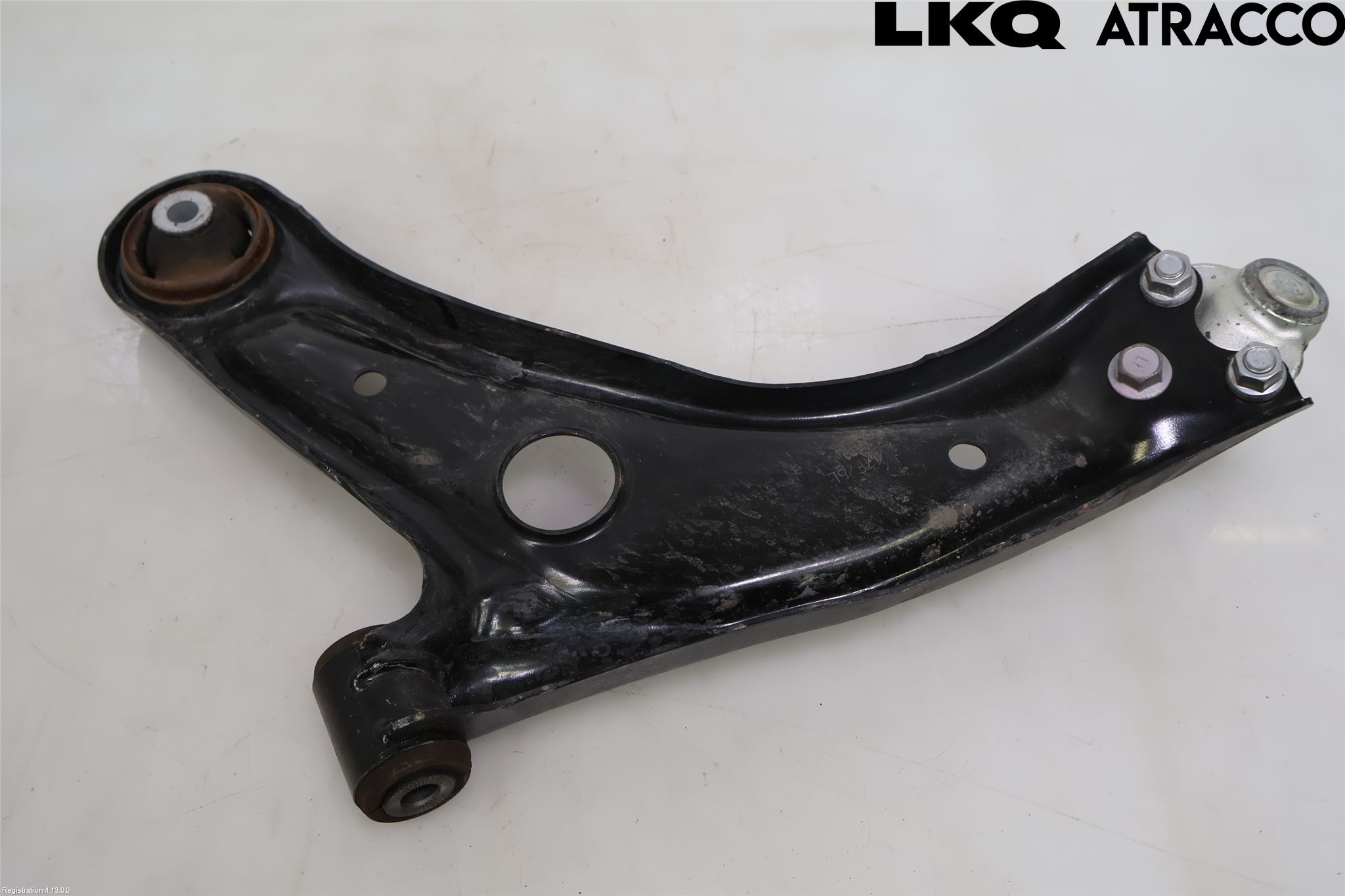 Toyota YARIS CROSS XP21 21- Bärarm Fram Undre Hö