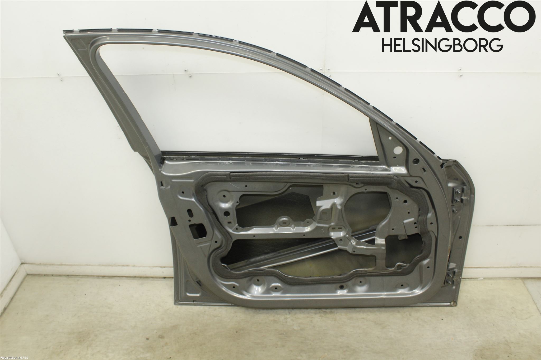 BMW 3 E90/91 SED/TOU 05-12 Dörr Fram Vänster