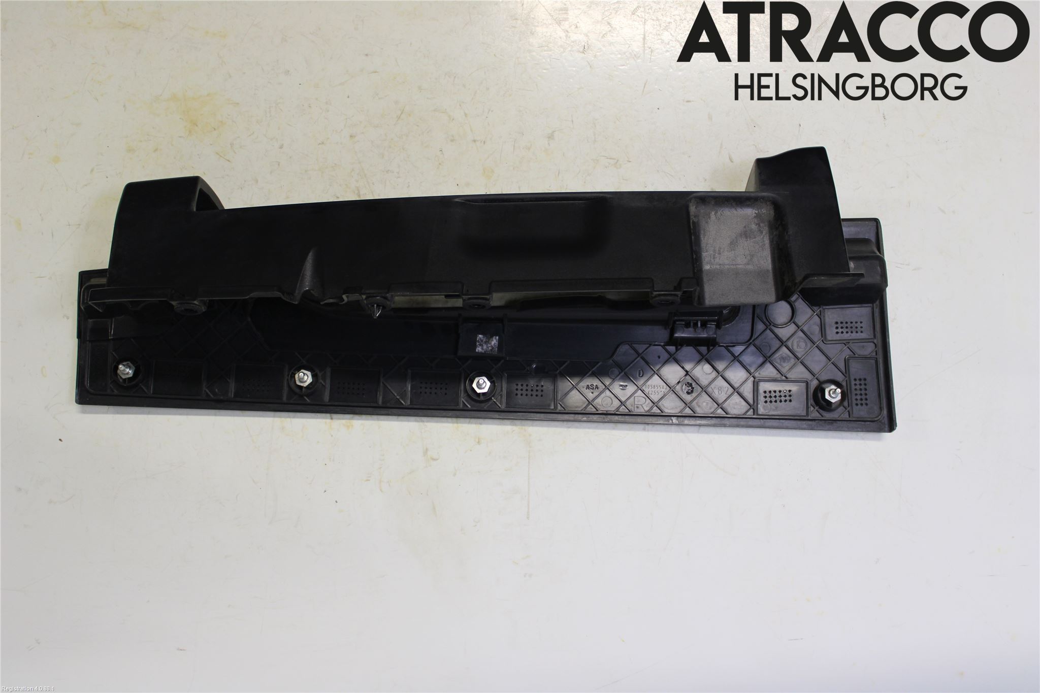 Opel VIVARO 15-19 Bakljussarg