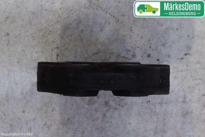 BMW X5 E70 07-13 Mellanaxel Gummiknut