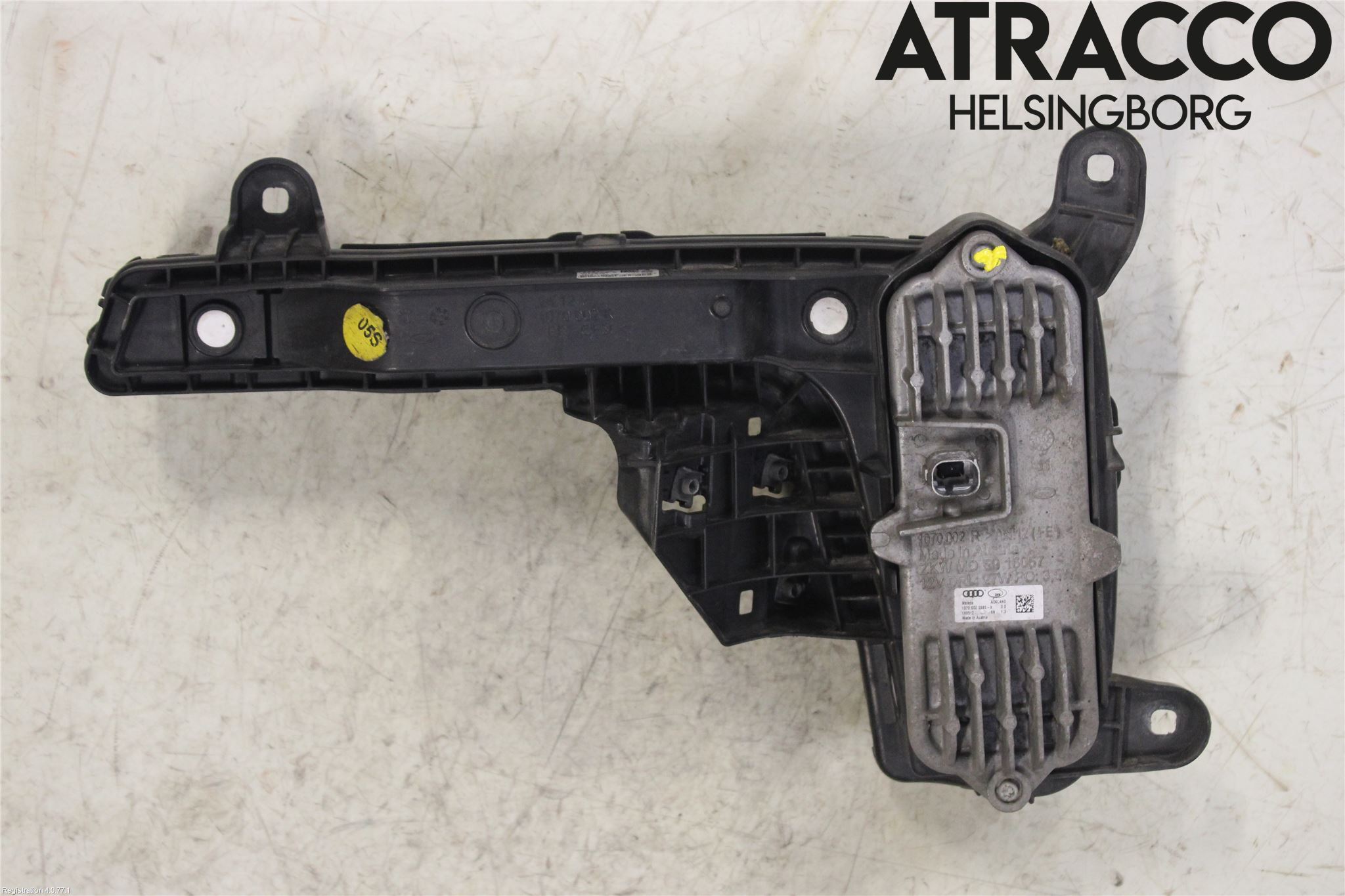 Audi Q7/SQ7 Positionsljus Fram Hö