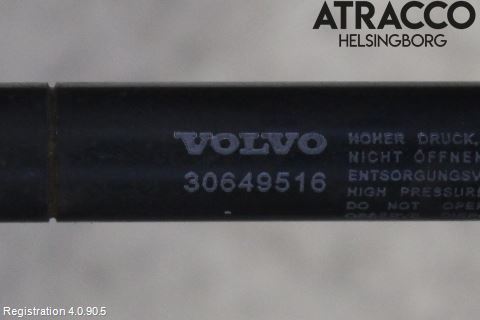 Volvo V70 14-16 Gasfjäder Motorhuv