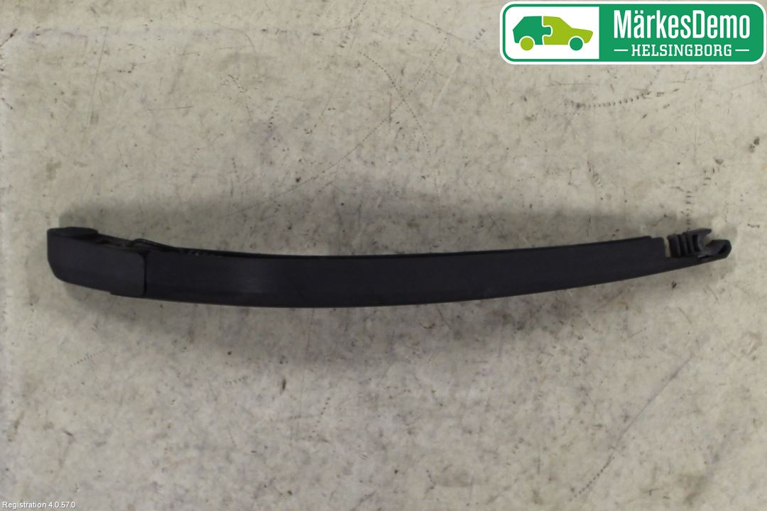 Hyundai i20 PB 09-14 Torkararm-Bakruta