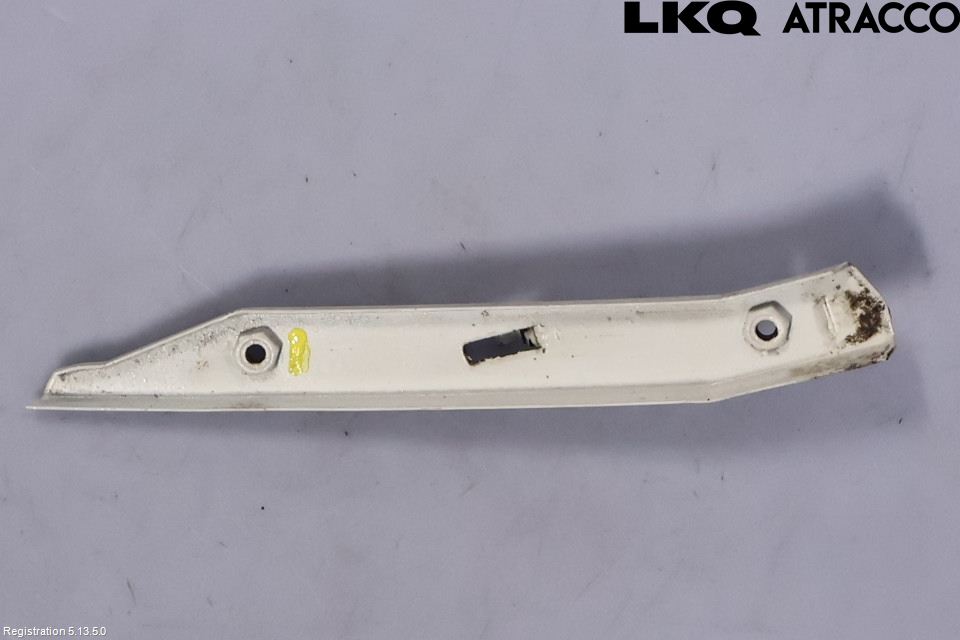 Skoda FABIA 15-21 Stötfångarfäste Fram Hö