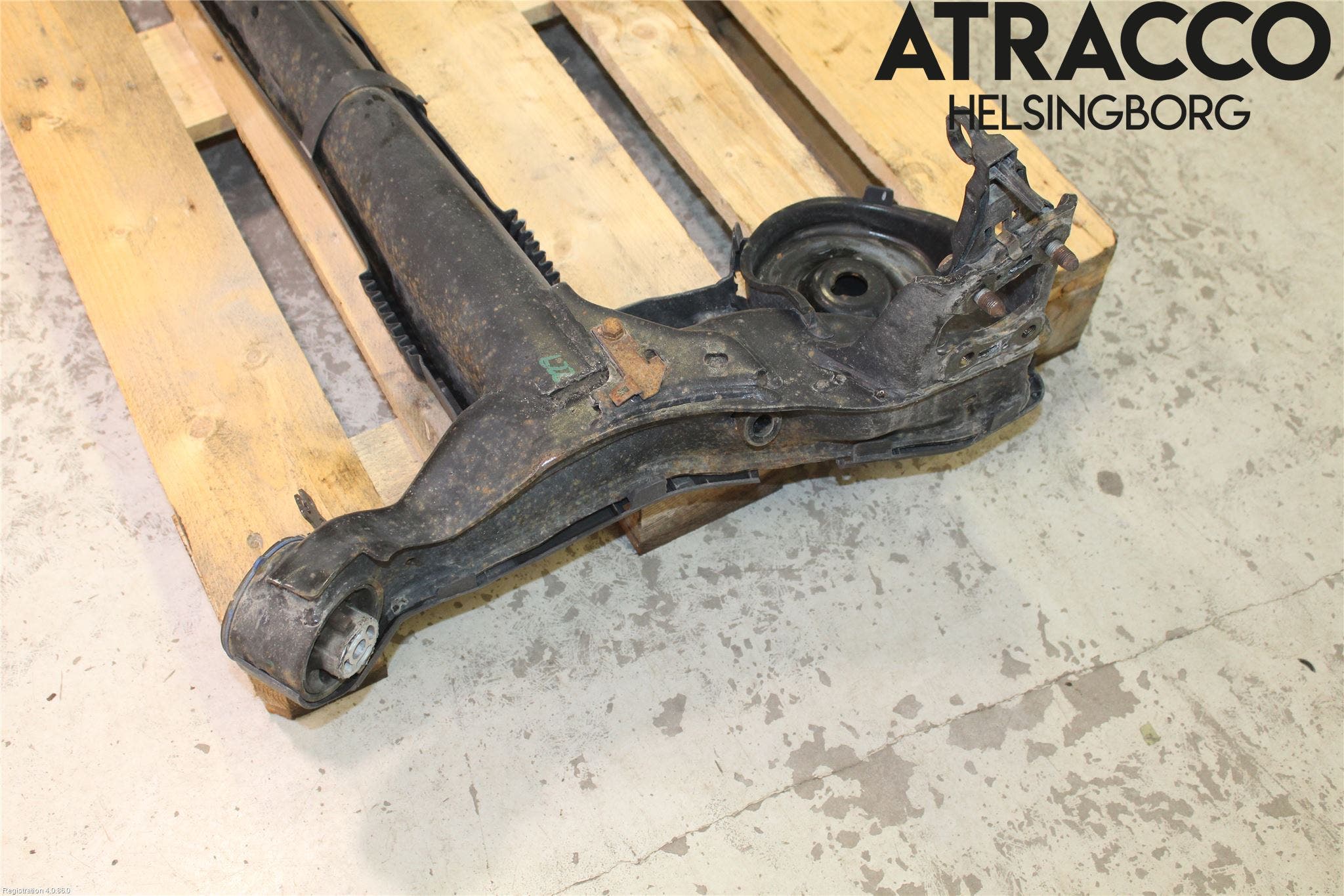 Peugeot PARTNER 16-18 Bakaxel