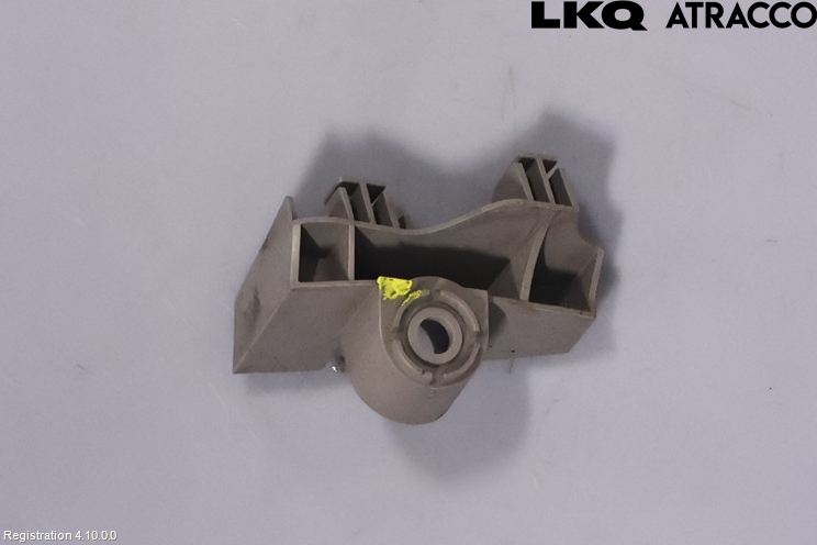 Toyota AURIS 13-19 Stötfångarfäste Bak Vä