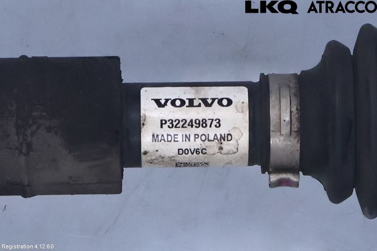 Volvo V90 17->> Drivaxel Fram Höger