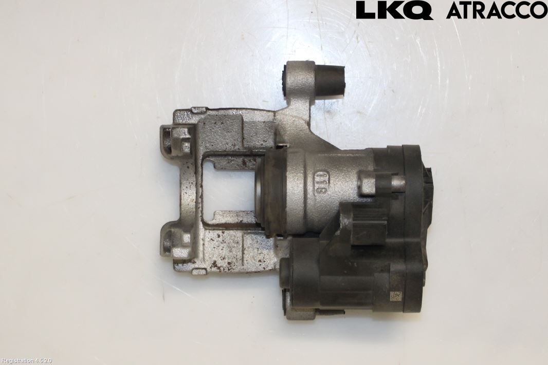 Volkswagen VW PASSAT 15-19 Bromsok Bak Höger