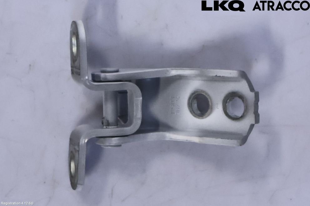 Toyota YARIS XP21 20- Dörrgångjärn