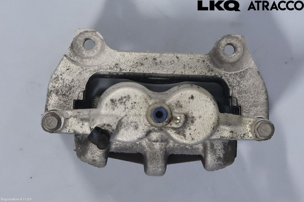 Toyota C-HR 24- Bromsok Fram Höger