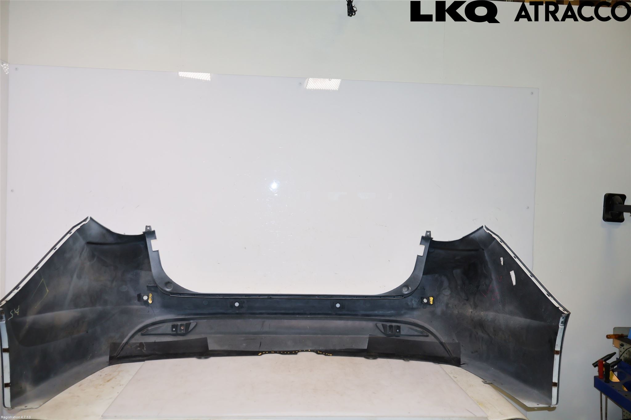 Hyundai i40 08-15 Stötfångarbeklädnad Bak