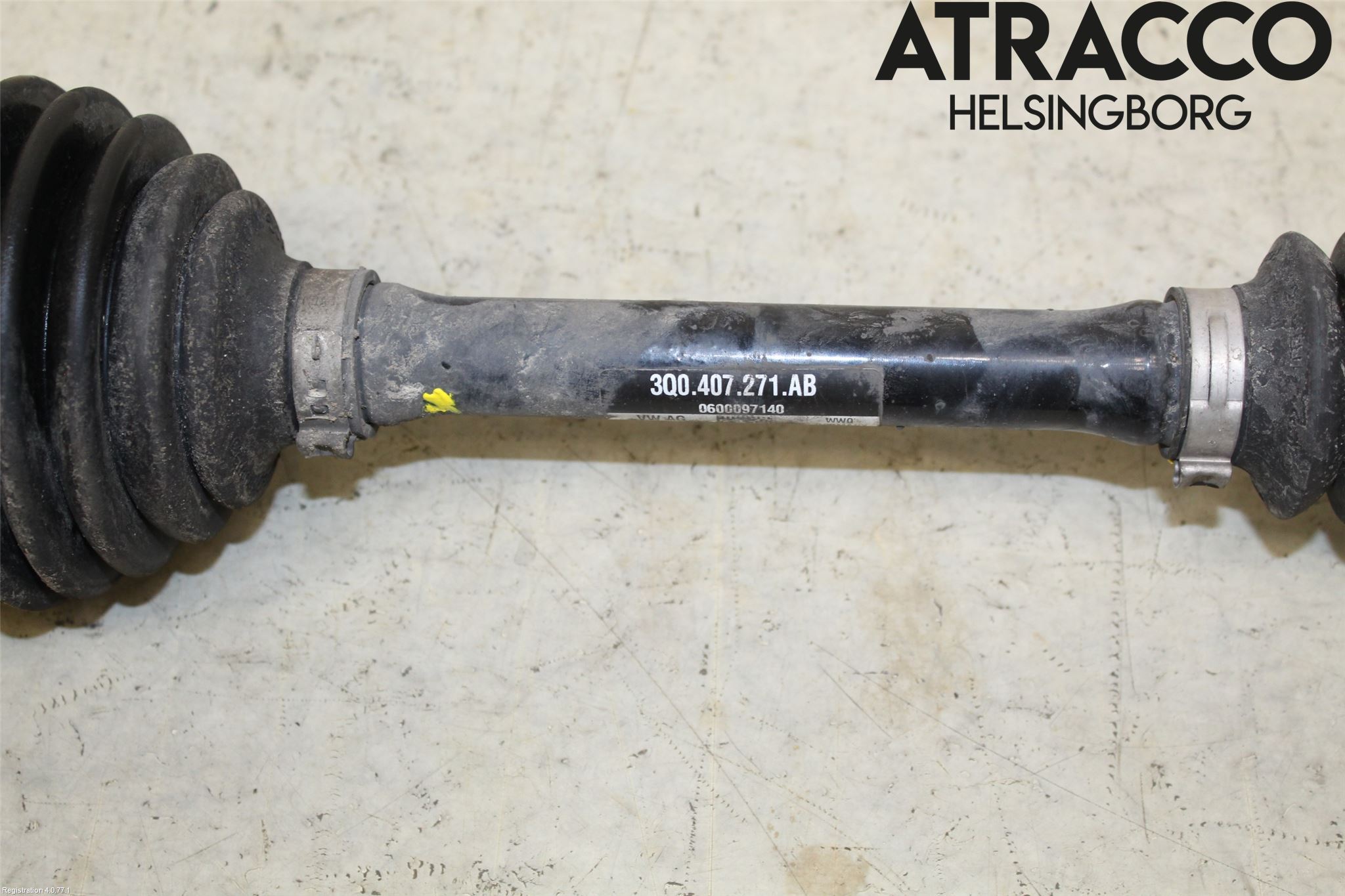 Volkswagen VW TIGUAN 16-24 Drivaxel Fram Vänster