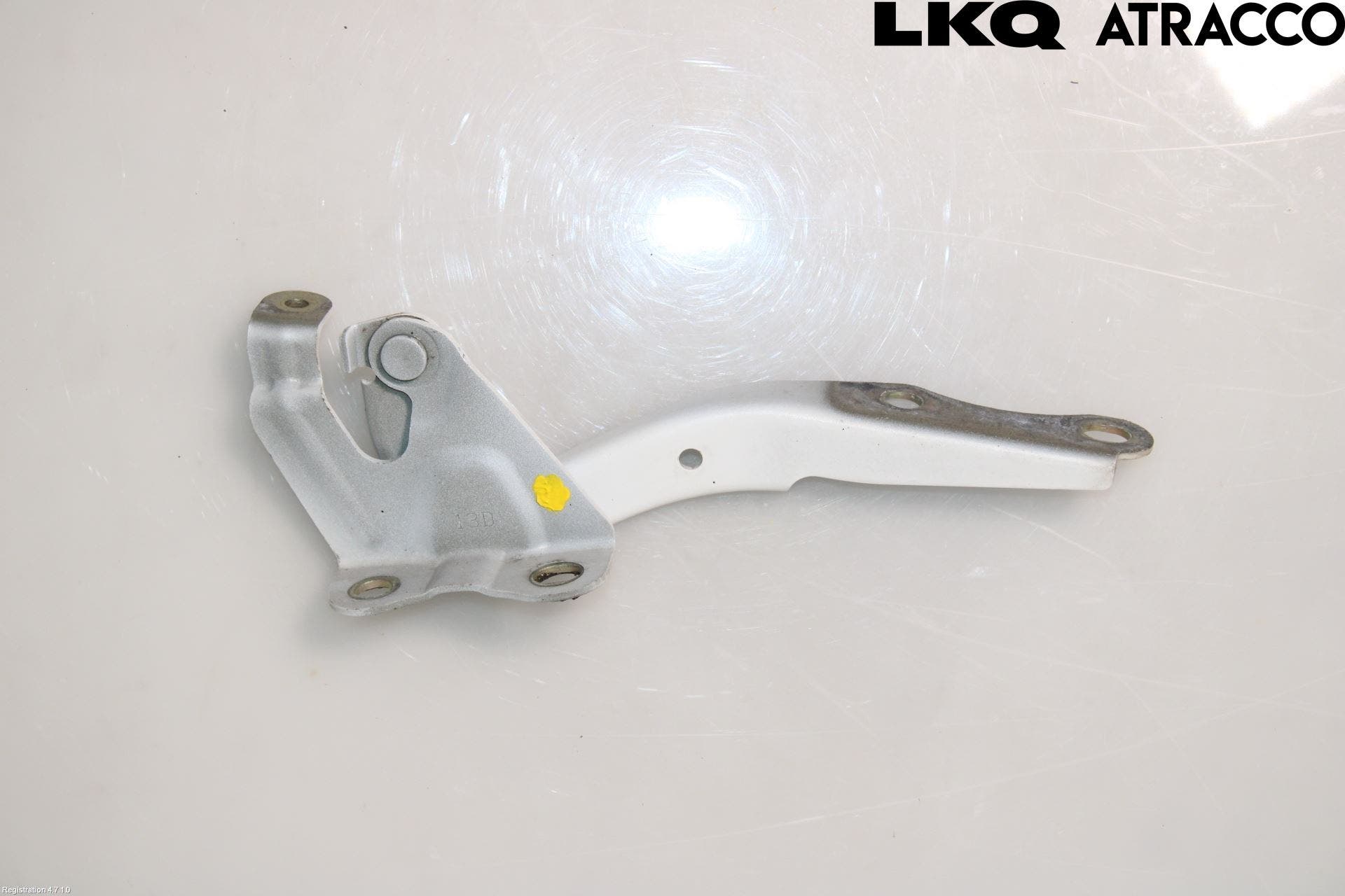 Toyota AVENSIS 09-15 Huvgångjärn