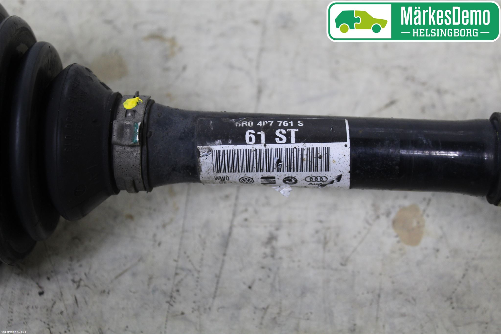 Volkswagen VW POLO 10-17 Drivaxel Fram Vänster