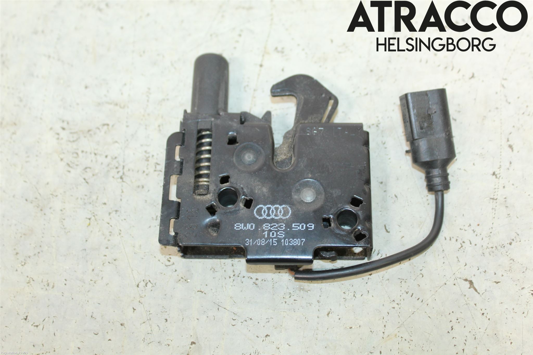 Audi A4/S4 B9 16-19 Huvlås