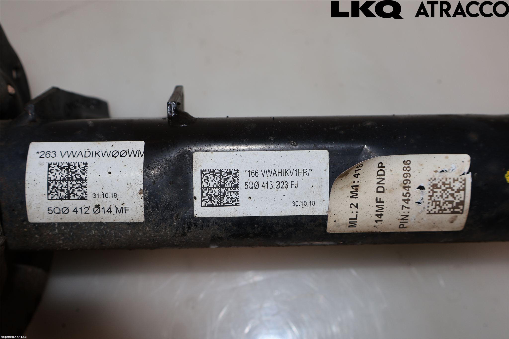 Volkswagen VW GOLF SPORTSVAN 15-20 Fjäderben Fram Höger